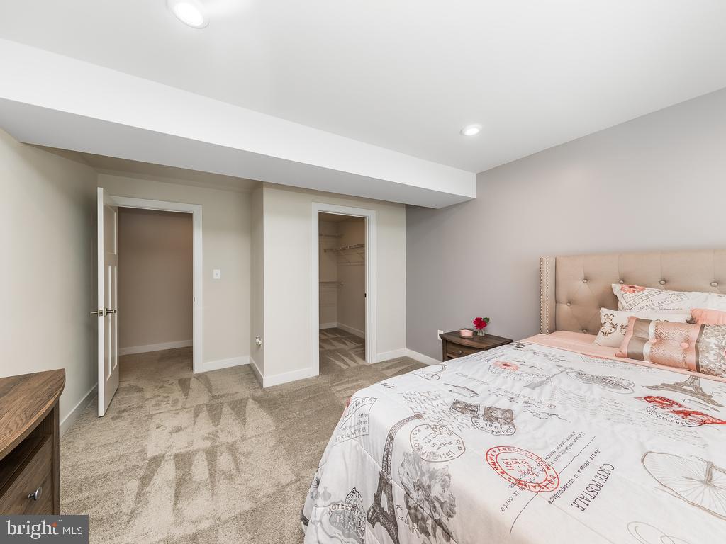 LEES PARKE - Residential