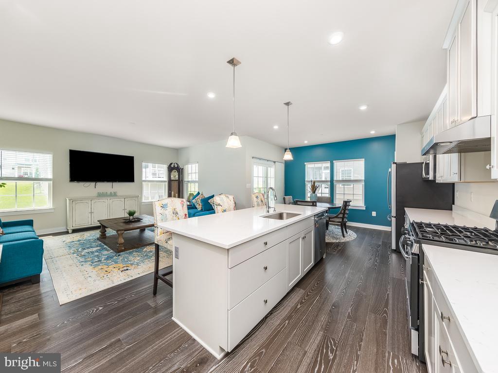 LEES PARKE - Residential