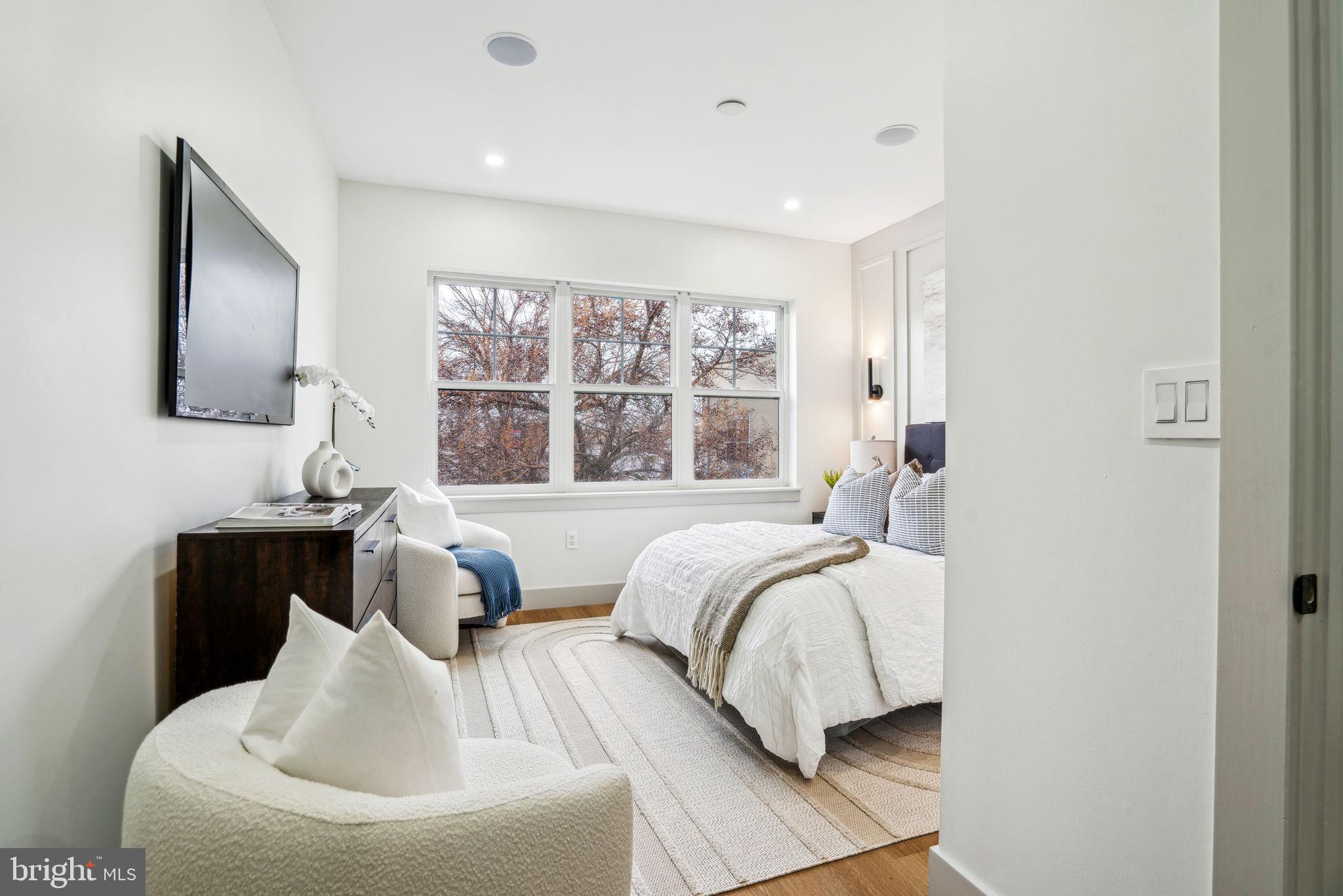 EAST PASSYUNK CROSSING - Residential