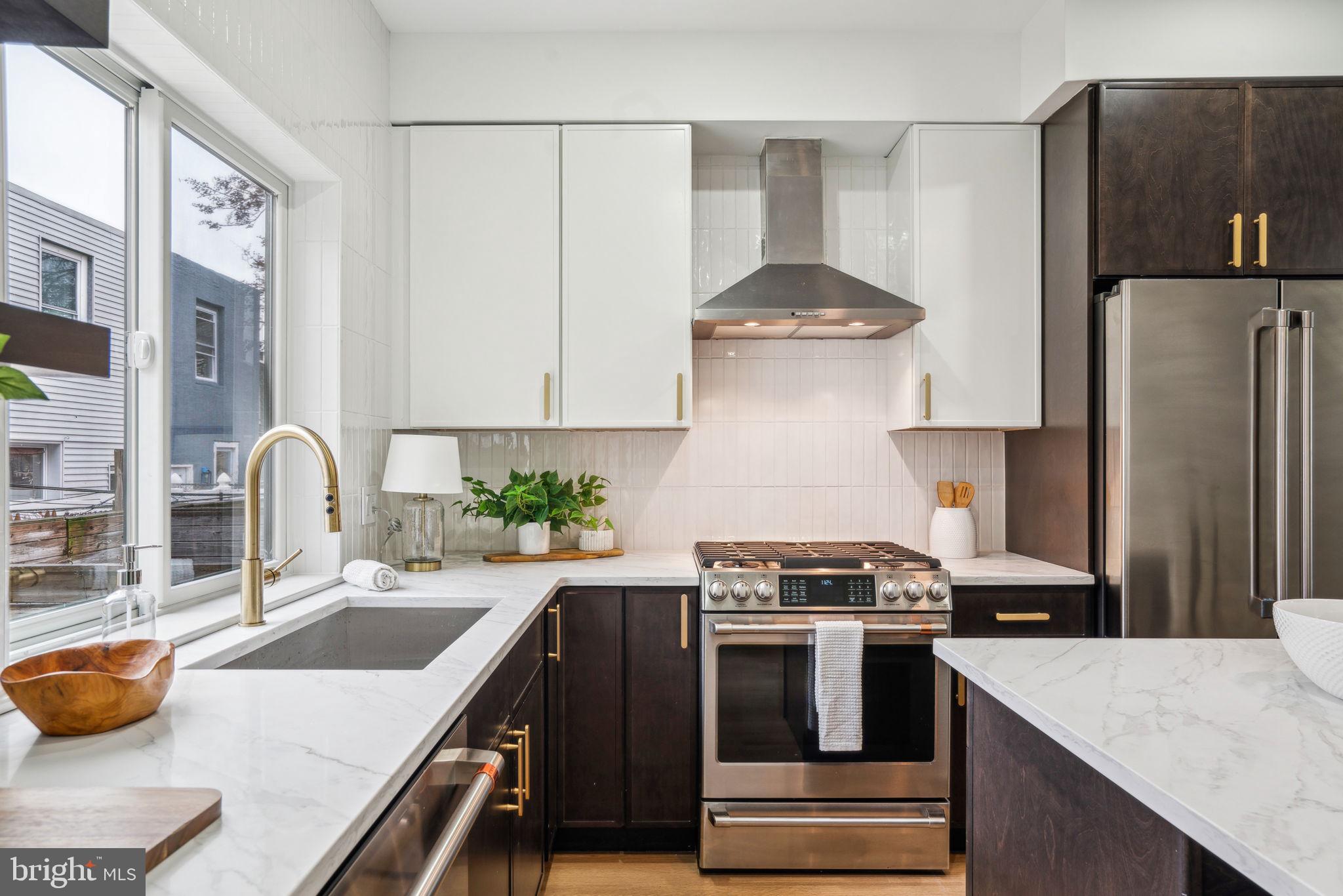 EAST PASSYUNK CROSSING - Residential