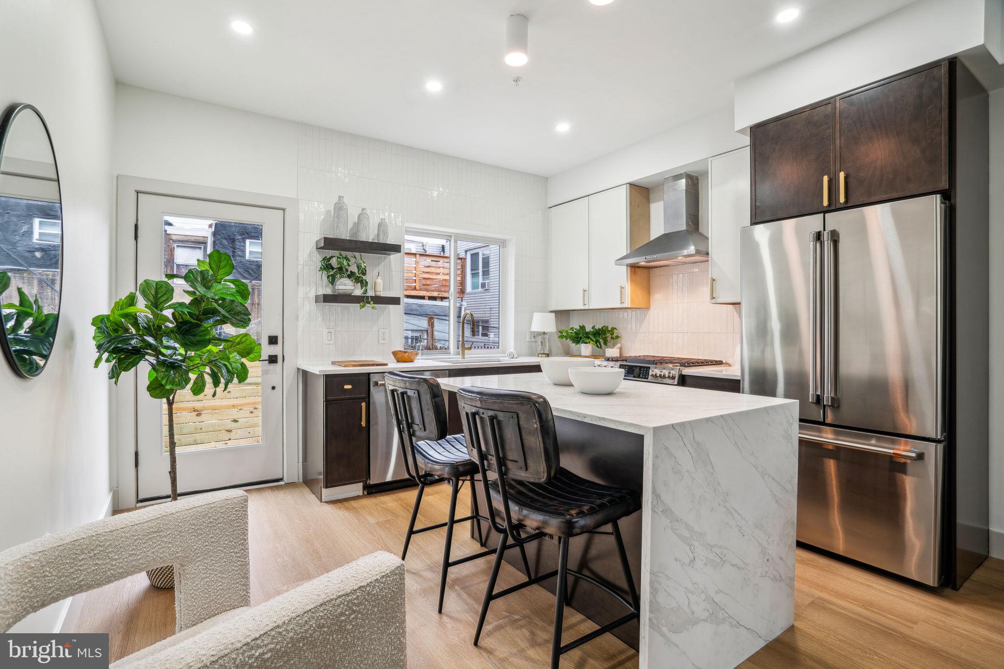EAST PASSYUNK CROSSING - Residential