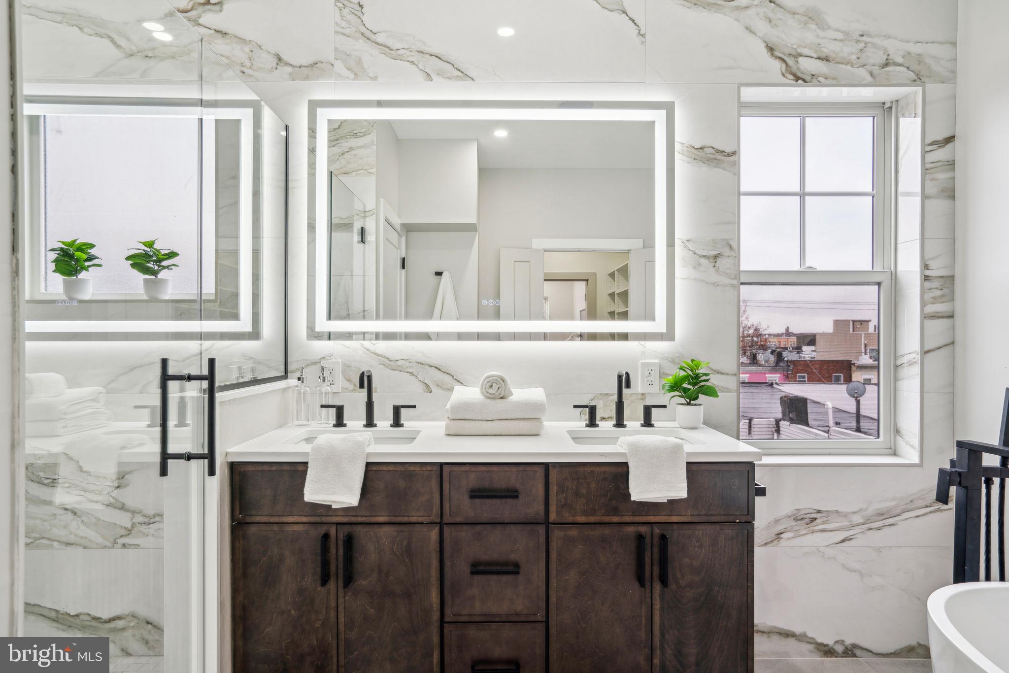 EAST PASSYUNK CROSSING - Residential
