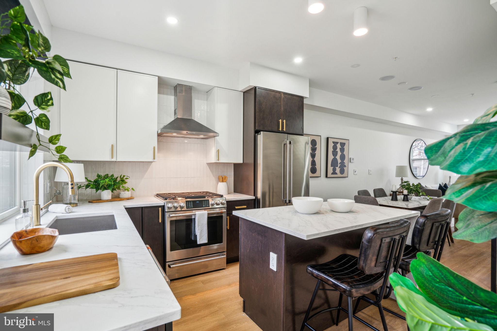EAST PASSYUNK CROSSING - Residential