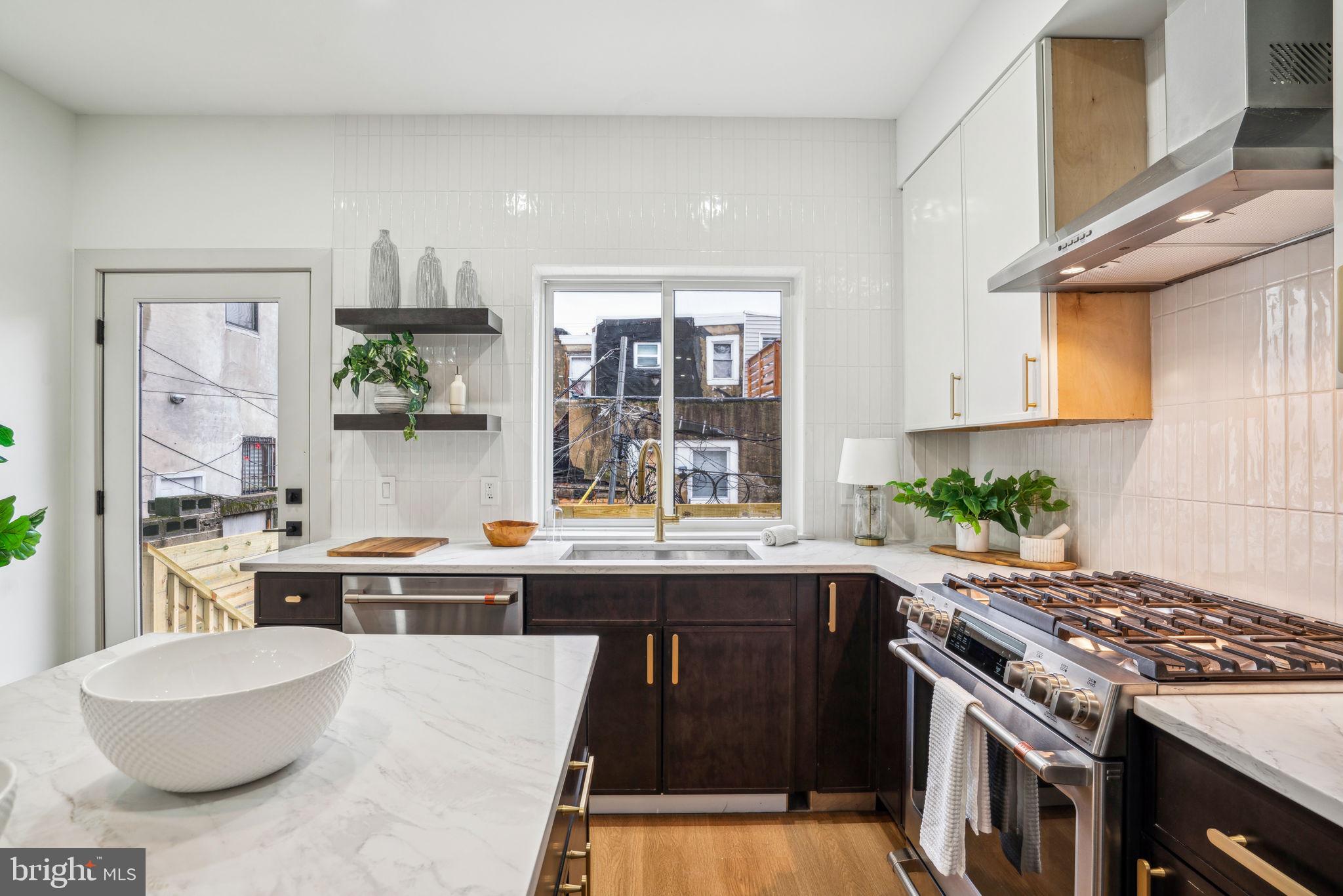 EAST PASSYUNK CROSSING - Residential