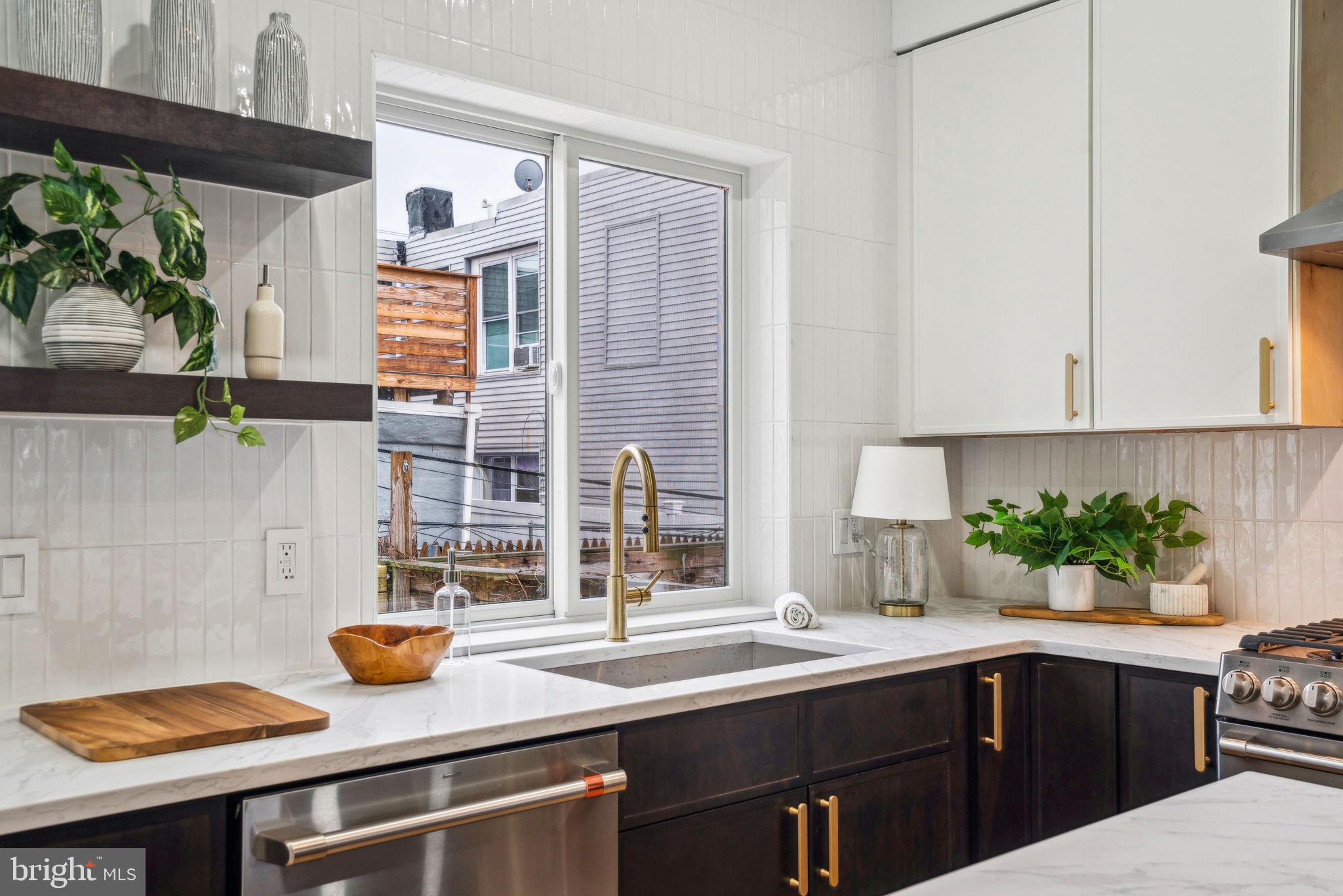 EAST PASSYUNK CROSSING - Residential