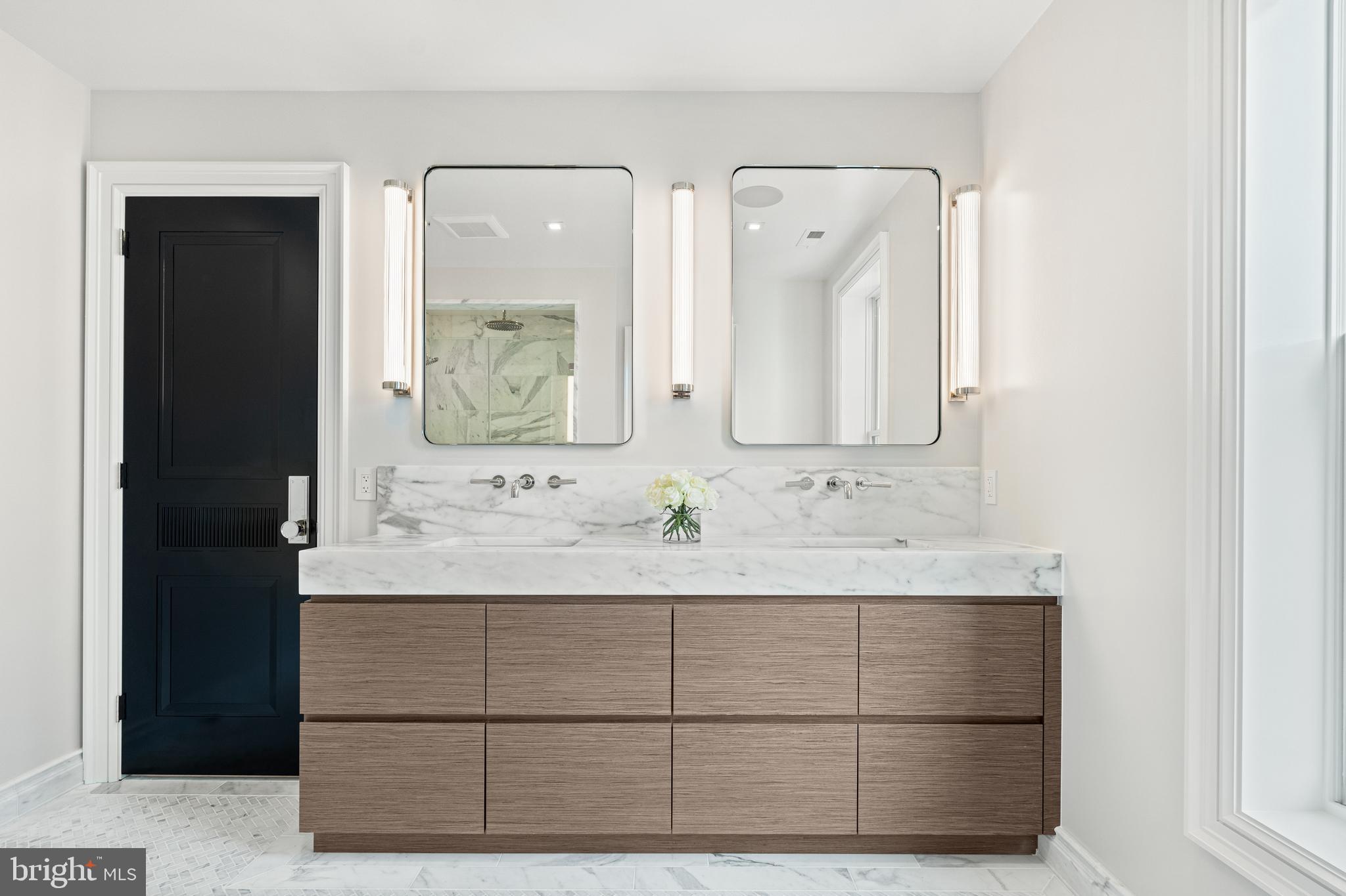 LOGAN CIRCLE - Residential