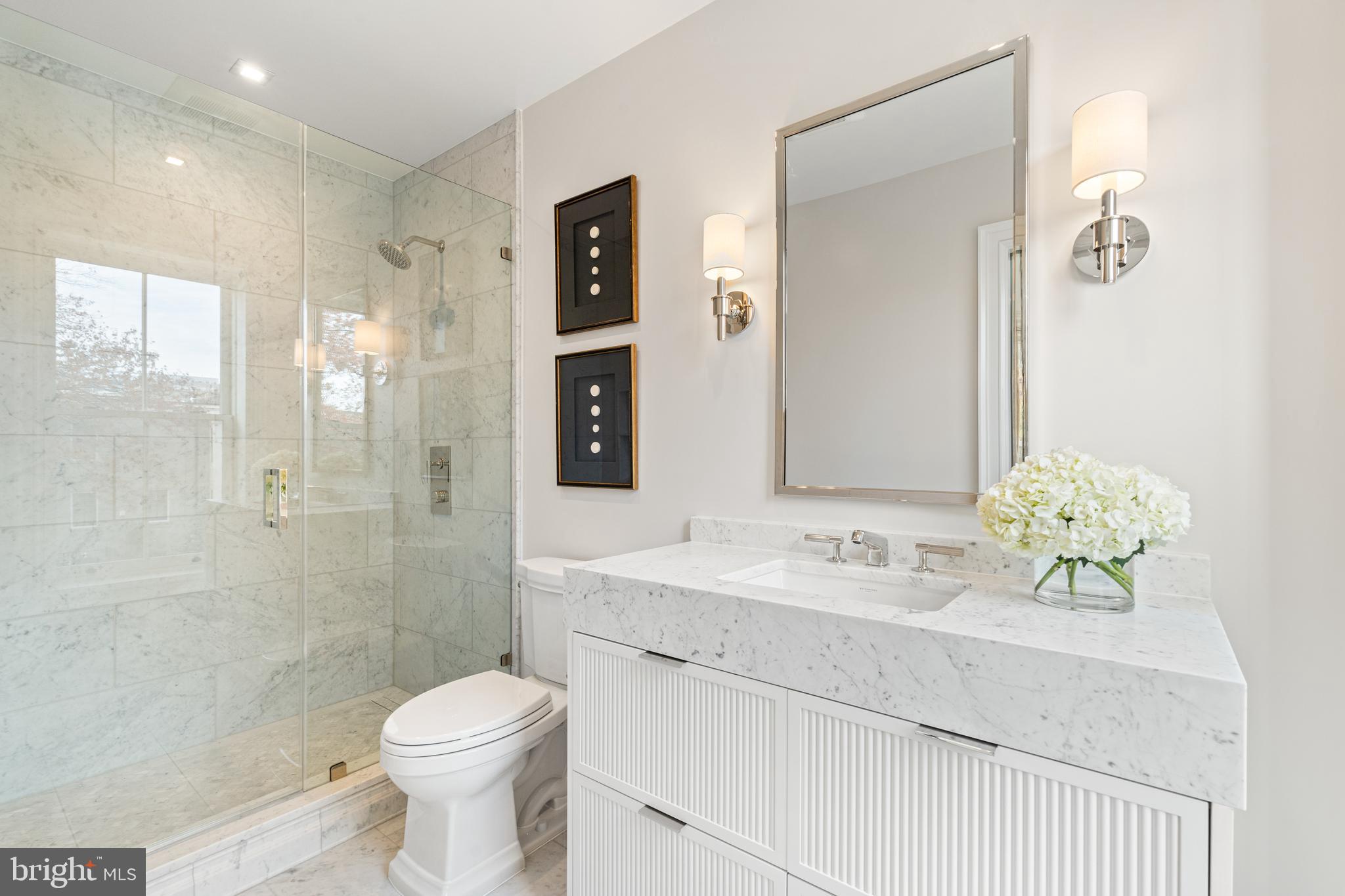 LOGAN CIRCLE - Residential