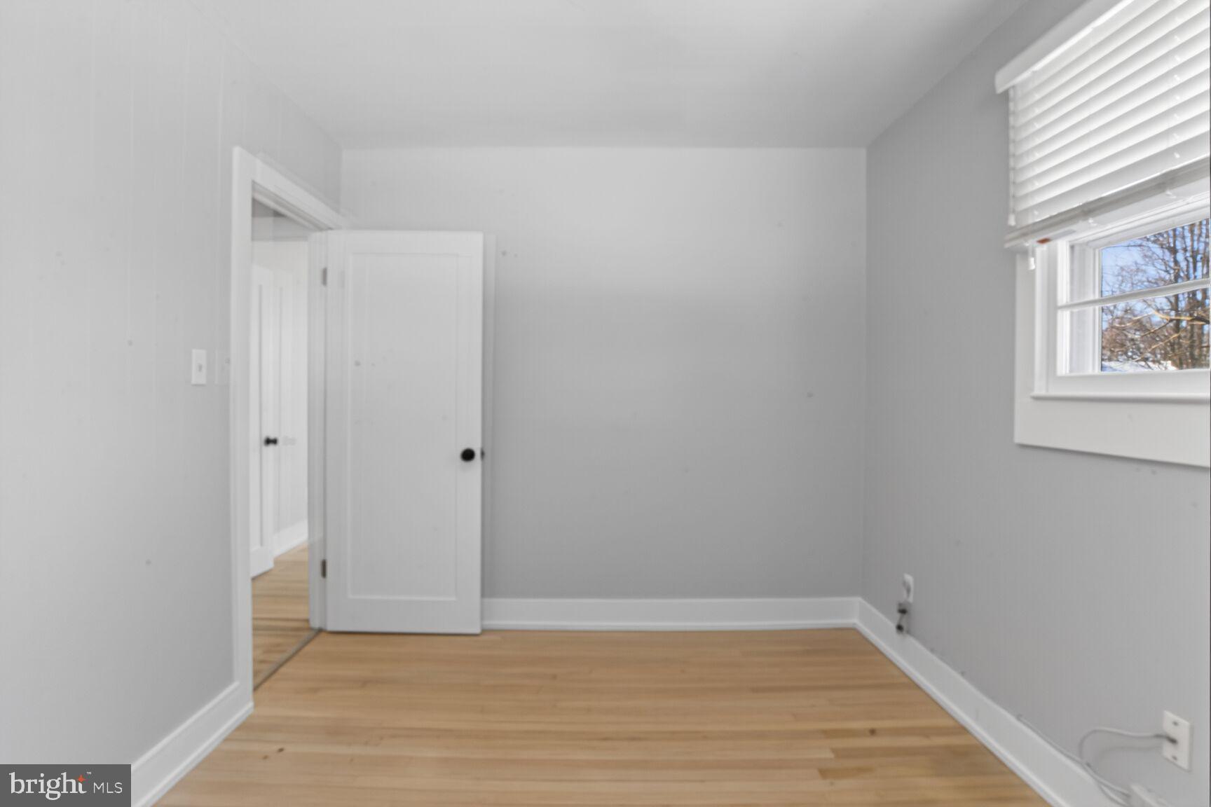 HOLLYWOOD ON SEVERN - Residential