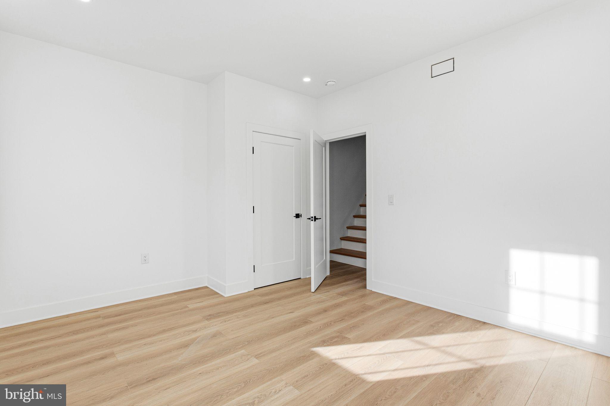 CENTER CITY - Residential