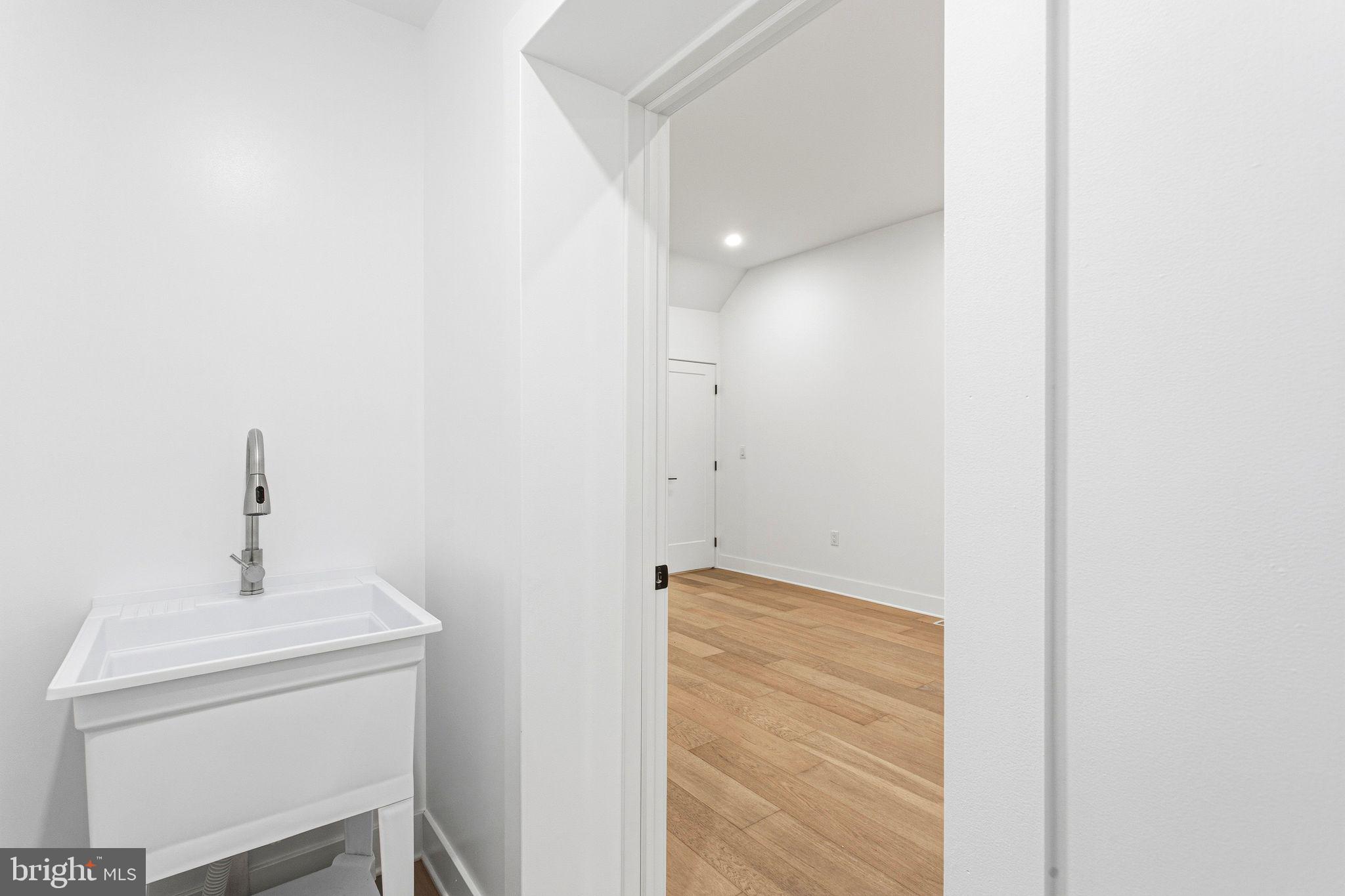 CENTER CITY - Residential