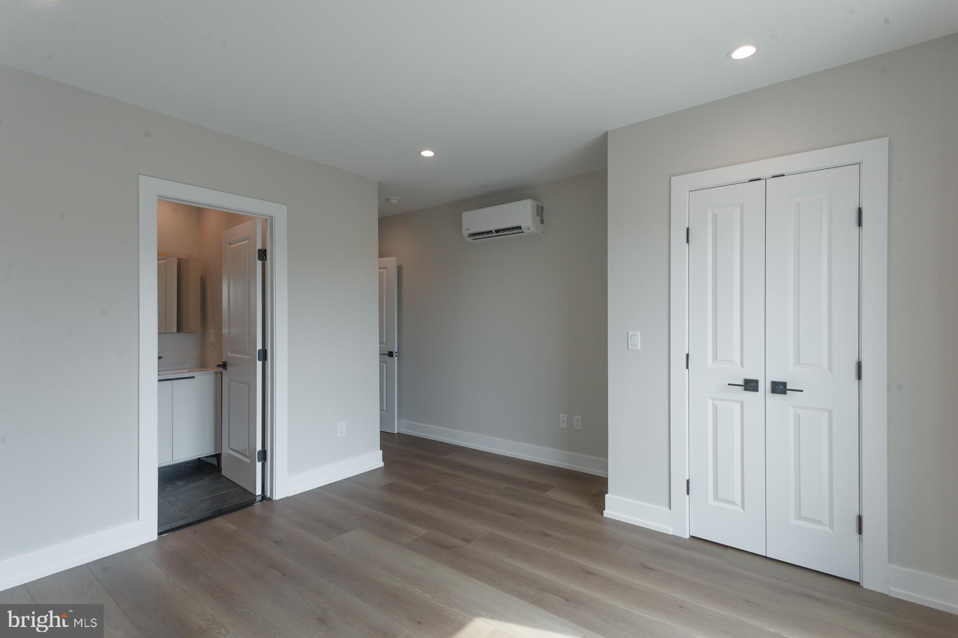 MANTUA - Residential Lease