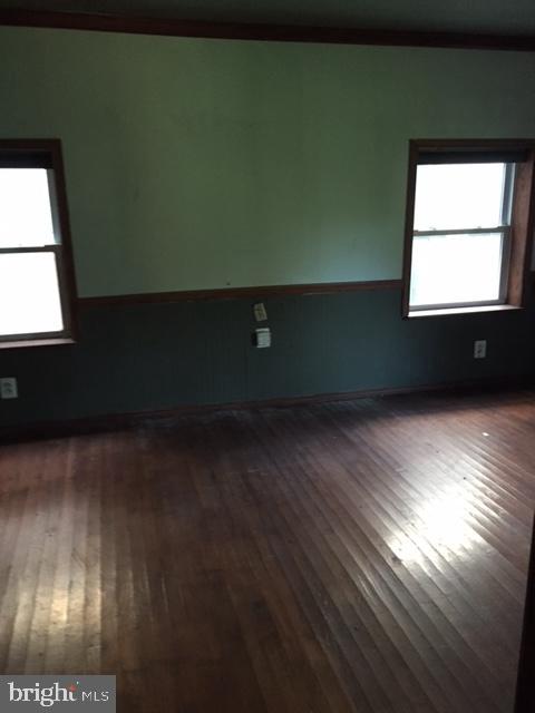 GRUBB LAKE - Residential