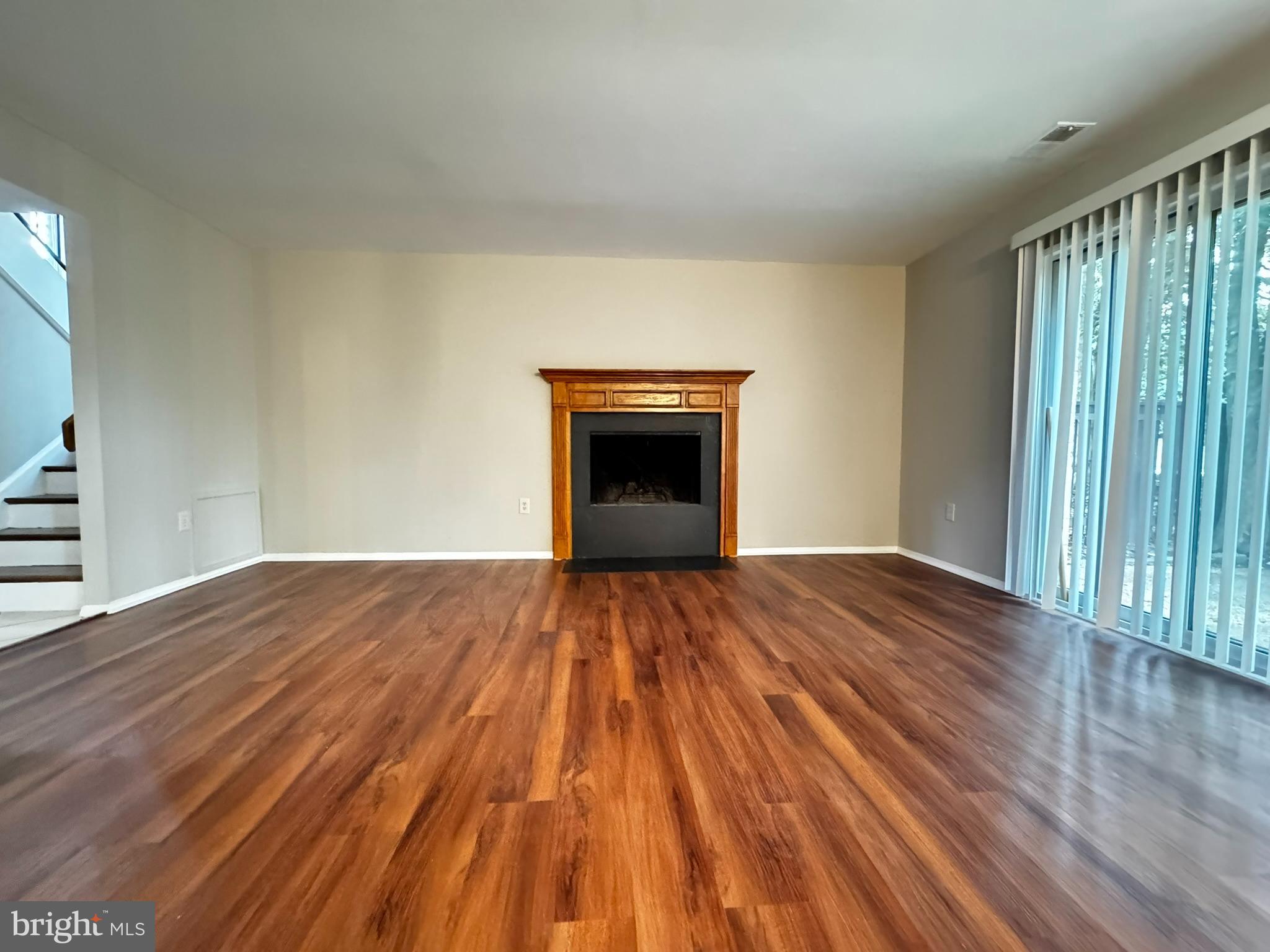 IVY OAK - Residential Lease