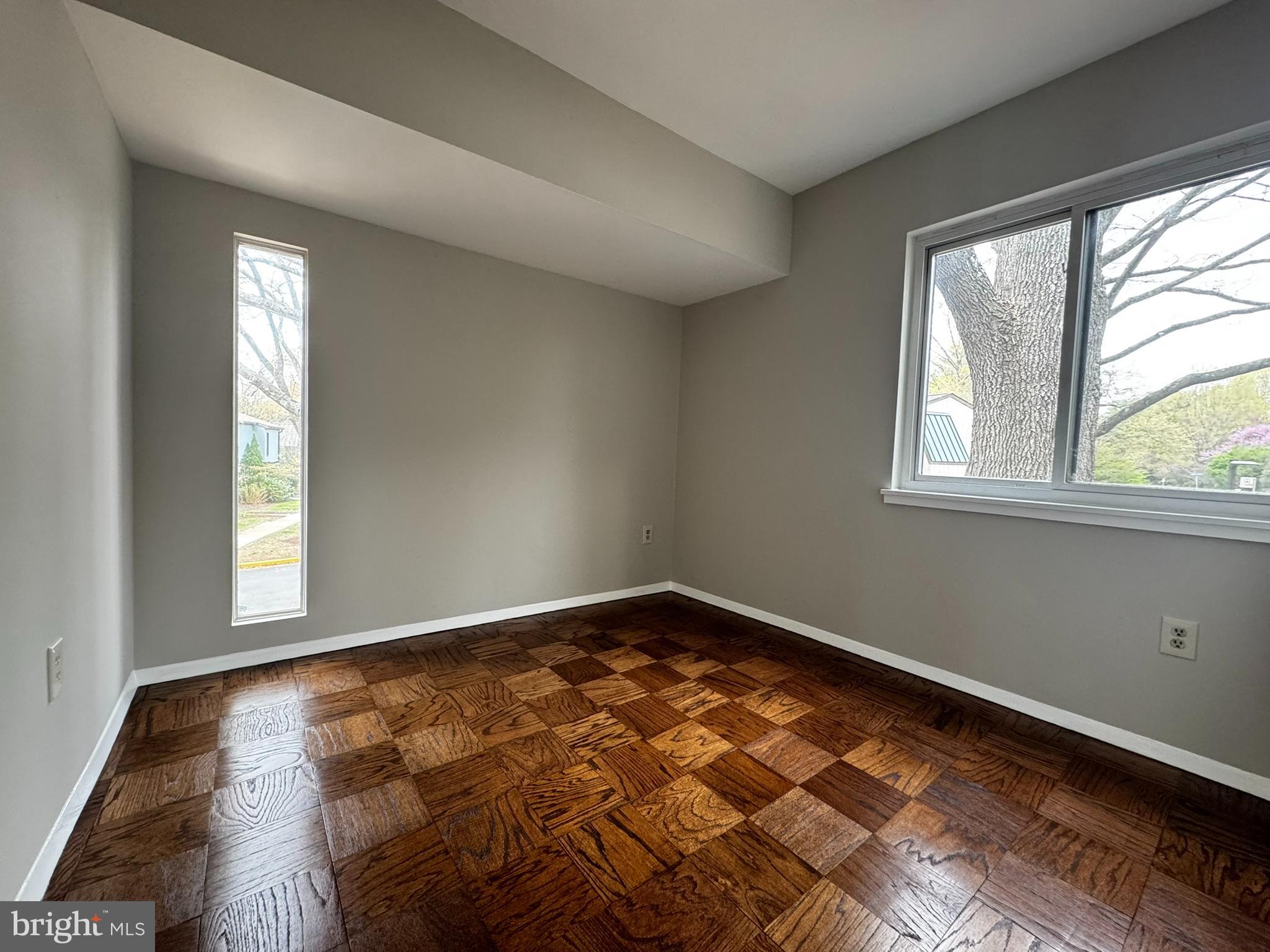 IVY OAK - Residential Lease