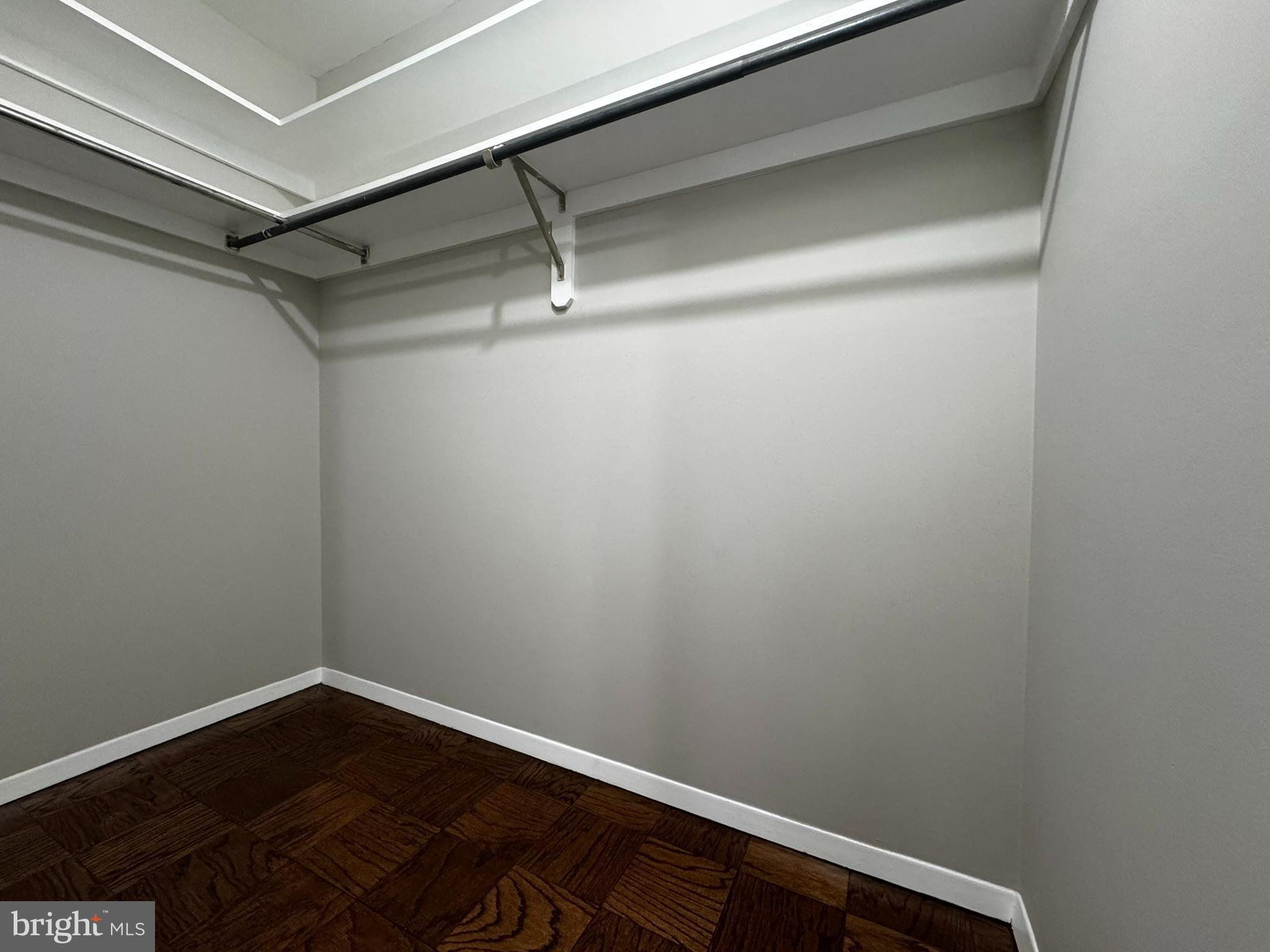 IVY OAK - Residential Lease