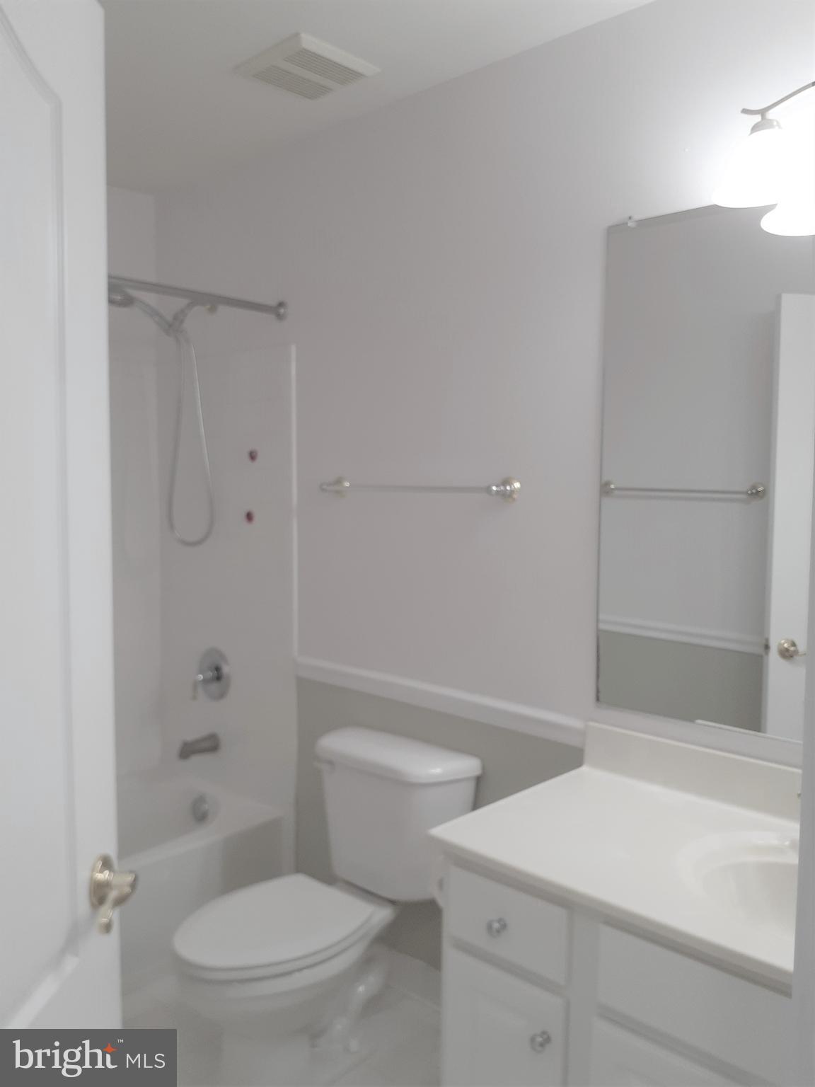 GOVERNORS GRANT - Residential Lease