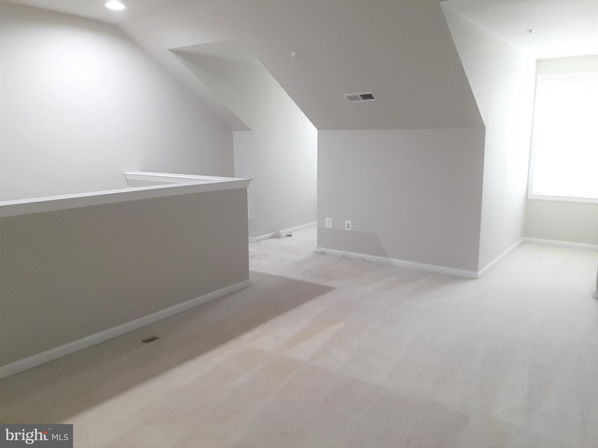 GOVERNORS GRANT - Residential Lease