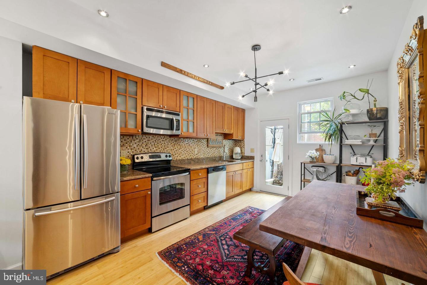 PASSYUNK SQUARE - Residential