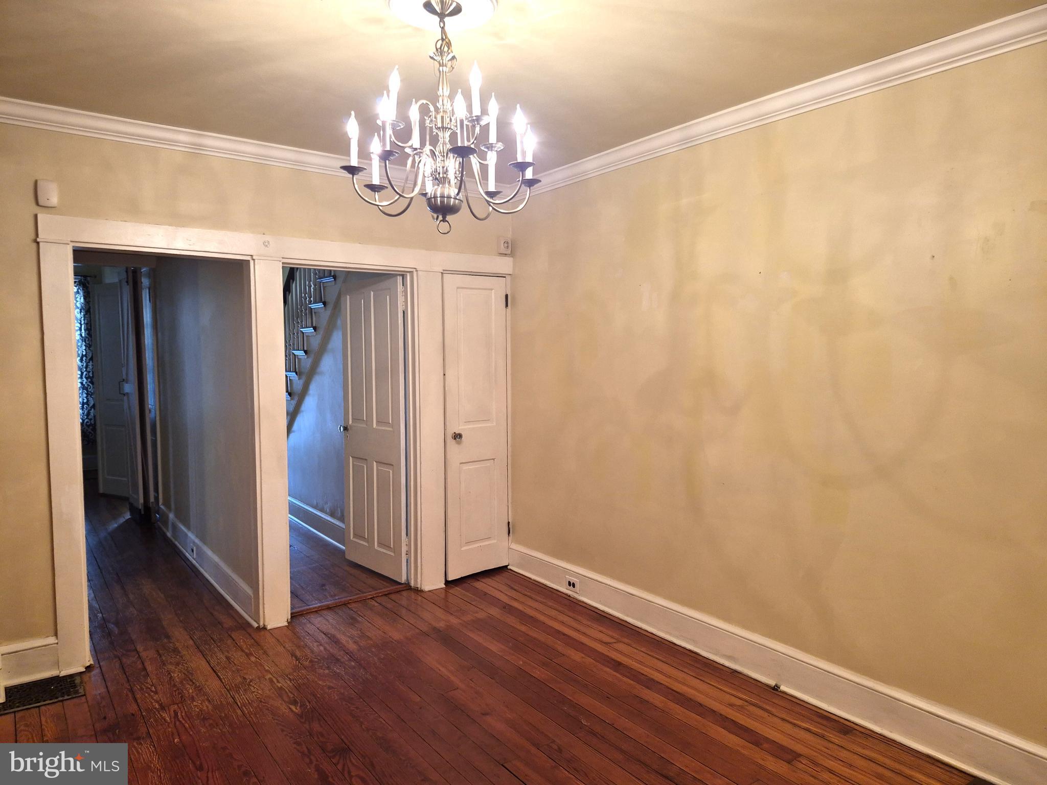 137 E NEW STREET