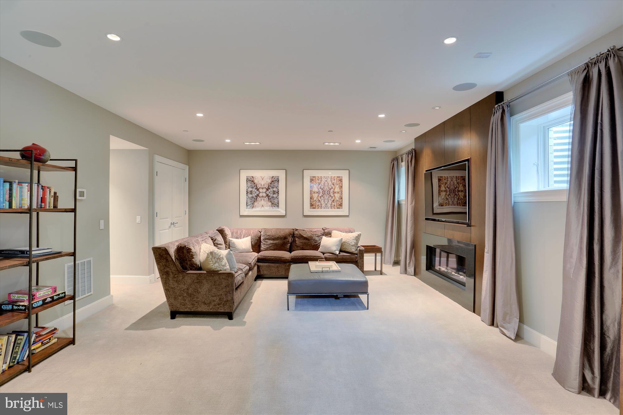 EDGEMOOR - Residential