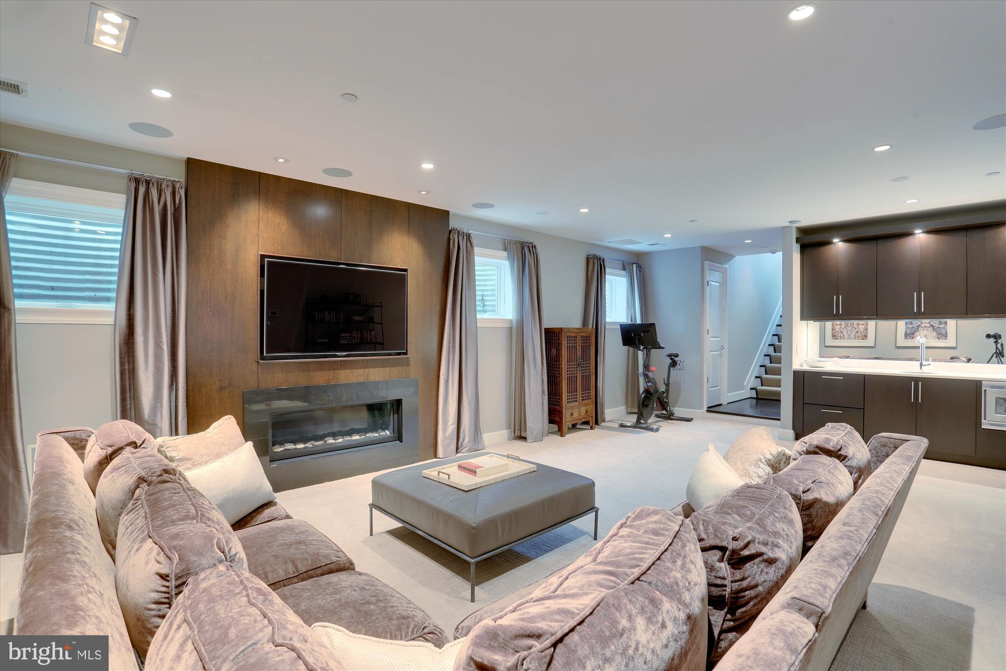 EDGEMOOR - Residential