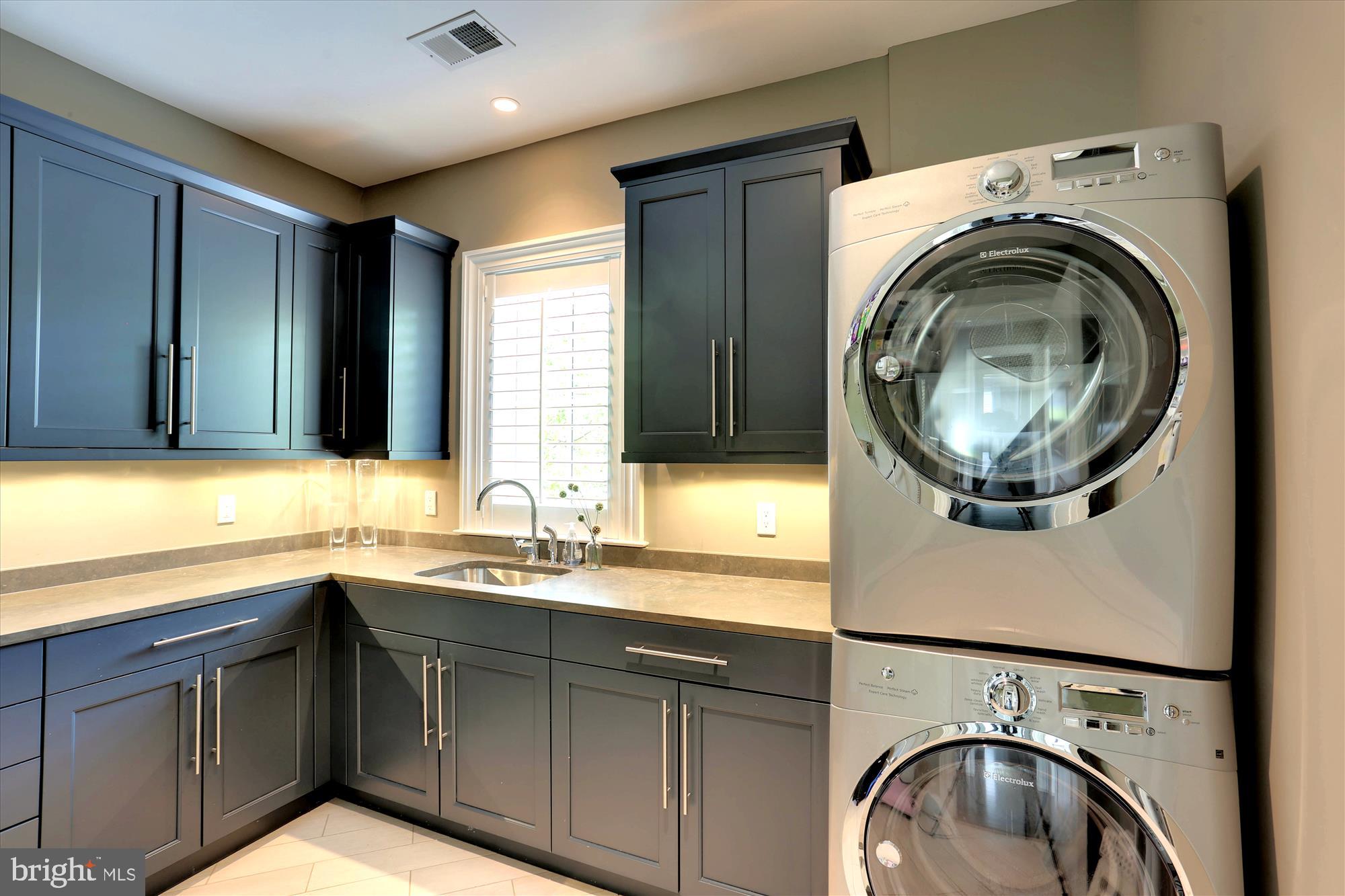 EDGEMOOR - Residential