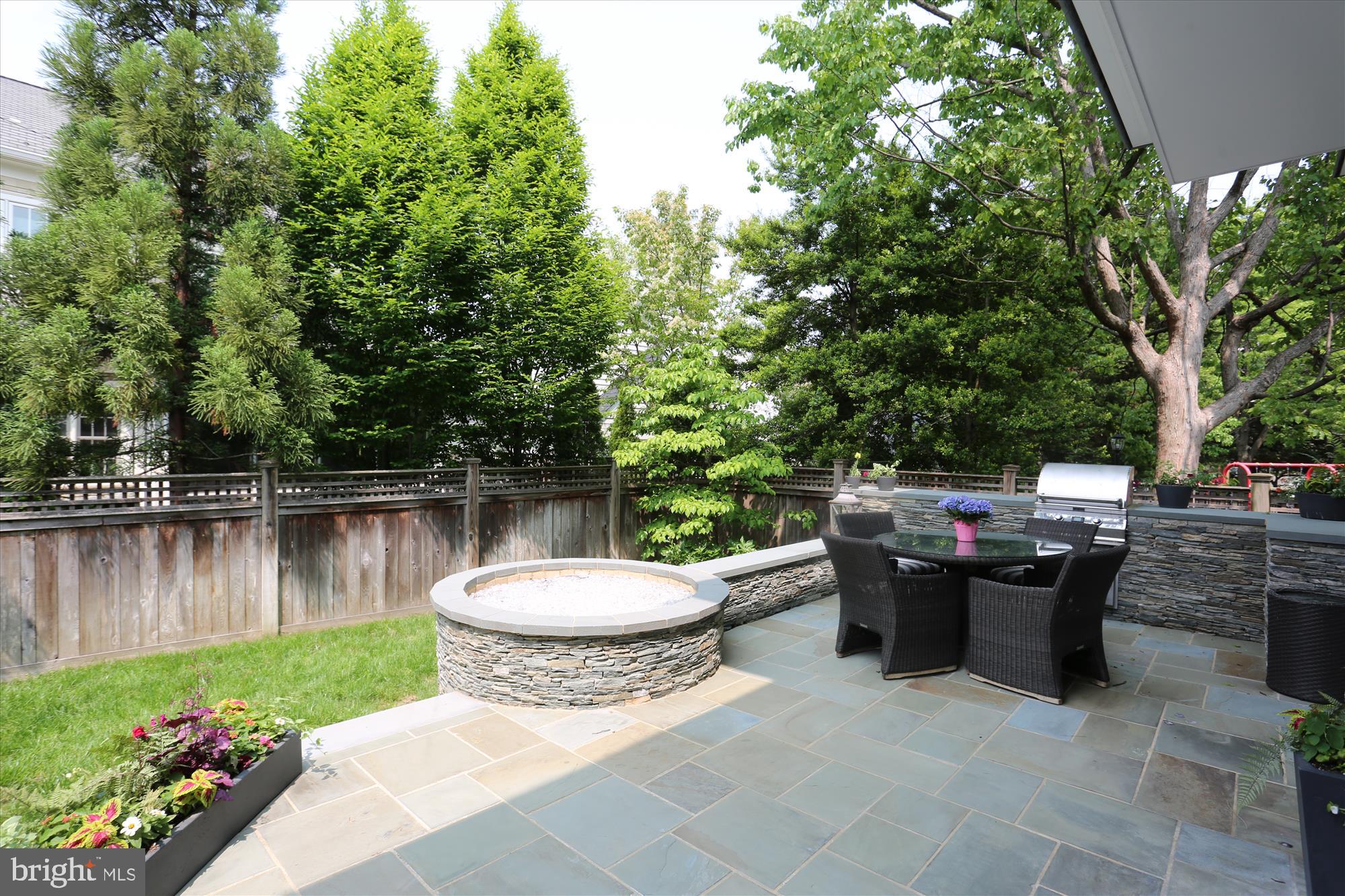 EDGEMOOR - Residential