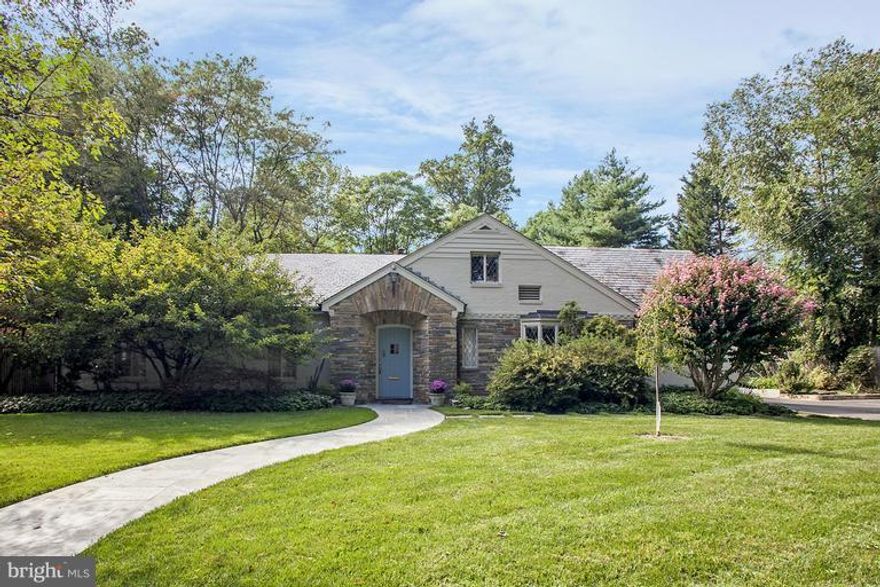 NEW PRICE! Understated elegance defines this impressive residence. Grand hallway opens to spacious LR & DR sets the scale for entertaining.The cozy library w/ fireplace, year-round sunroom & table-space kitchen are perfect family spaces. 1st Fl master suite w/sitting rm & 2 baths. Private 18,000SF lot w/ pool & 2 car garage complete the property.