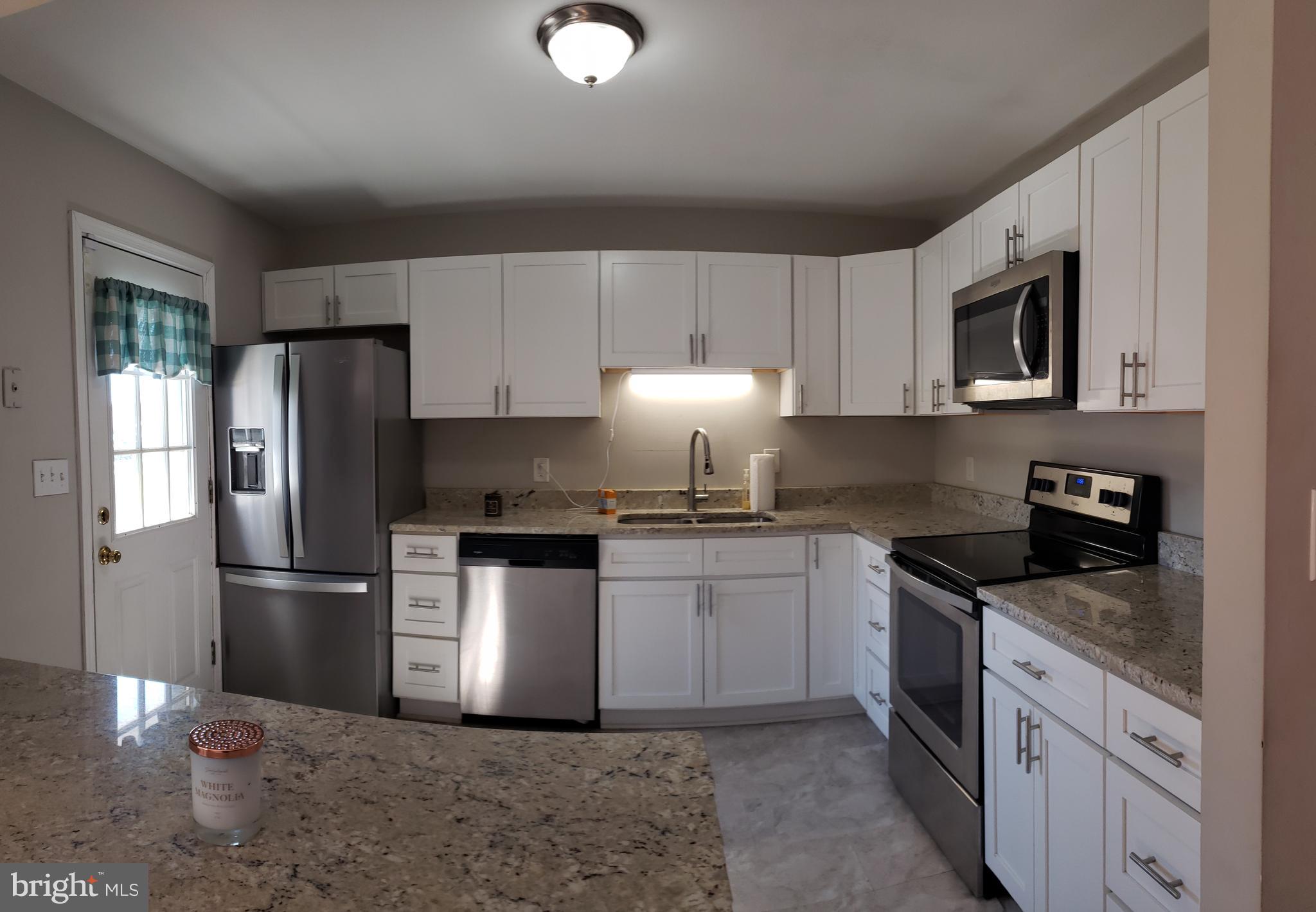 EDGE MEAD - Residential