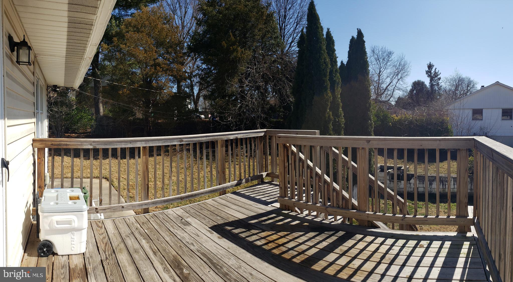 EDGE MEAD - Residential