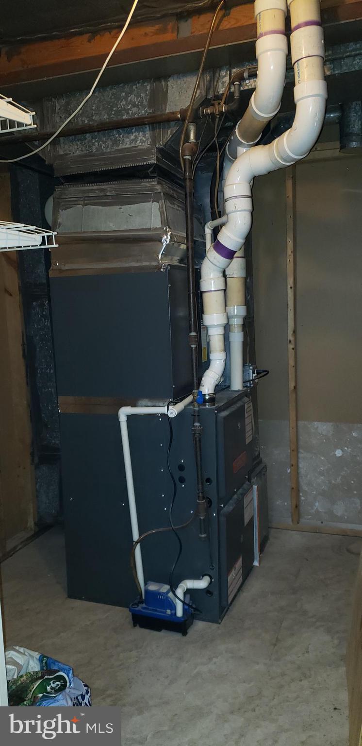 EDGE MEAD - Residential