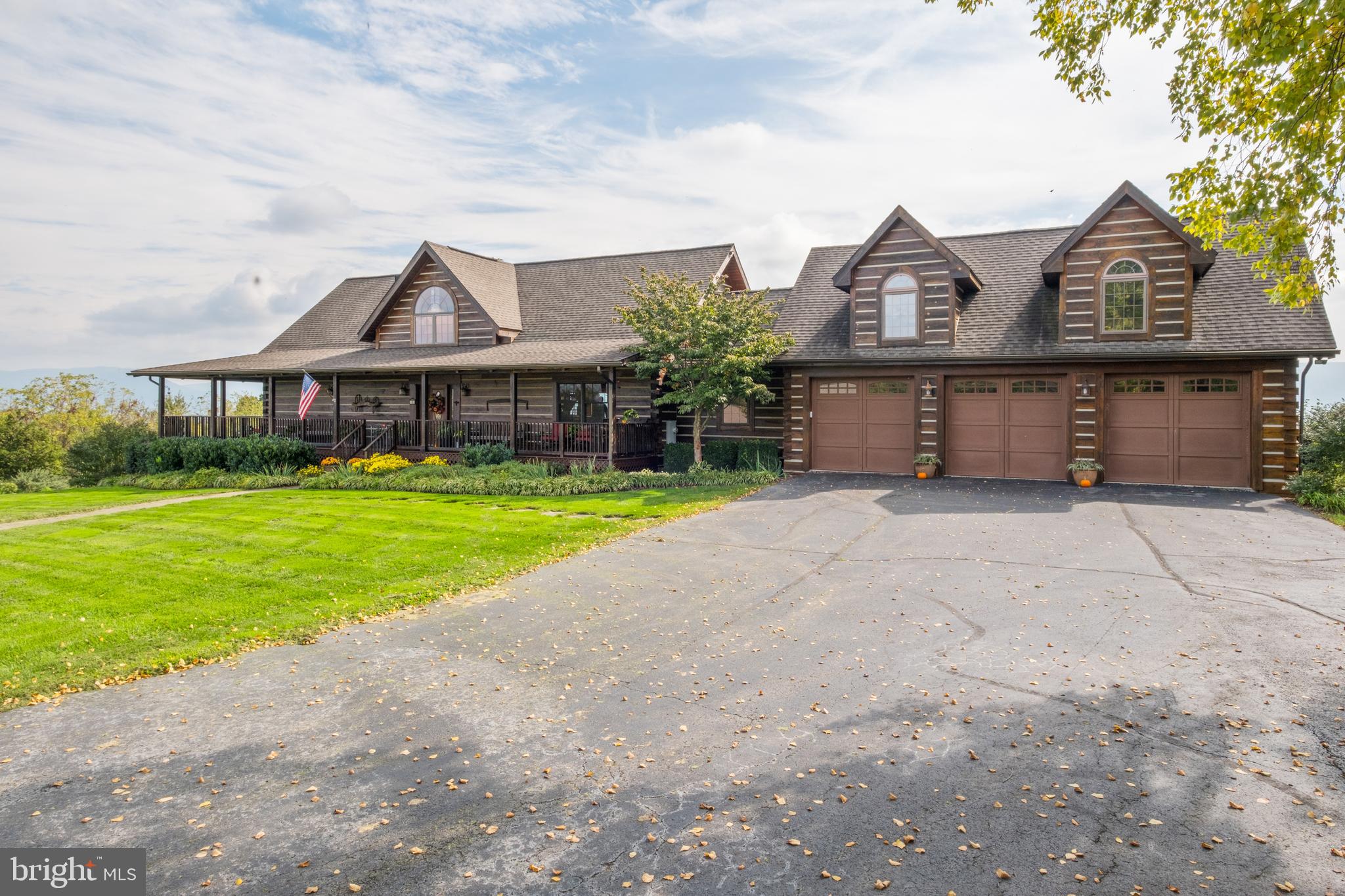 945 NEESE LANE