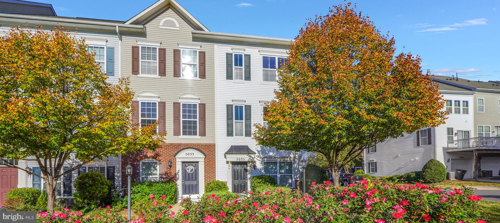 TRIANGLE HIGHLANDS CONDO - Residential