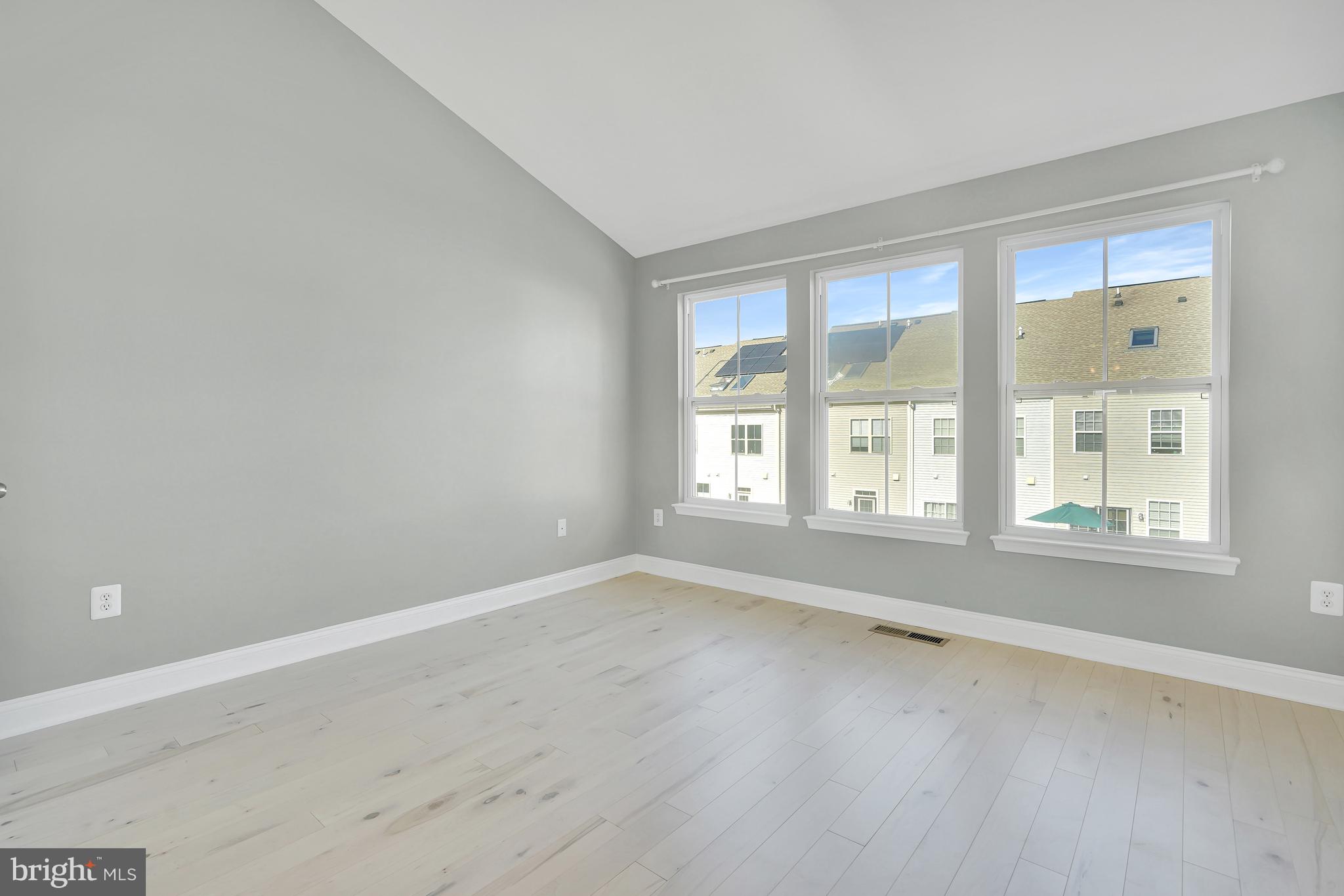 TRIANGLE HIGHLANDS CONDO - Residential