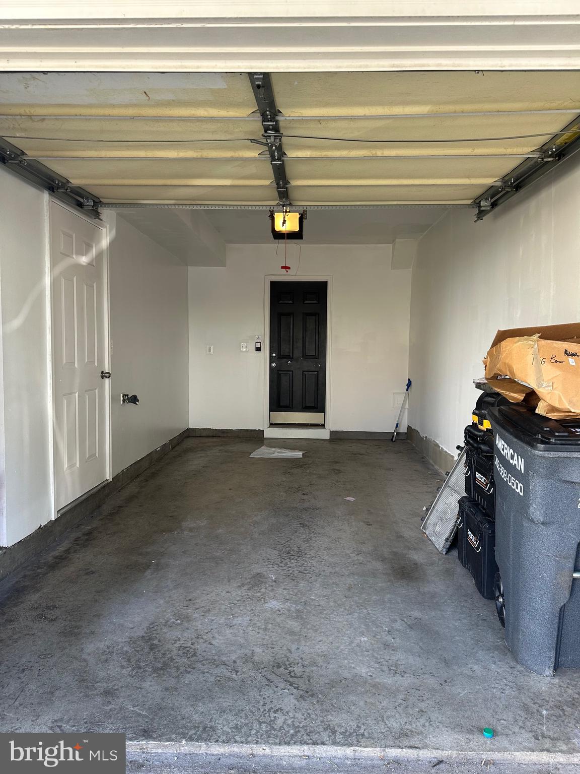 TRIANGLE HIGHLANDS CONDO - Residential