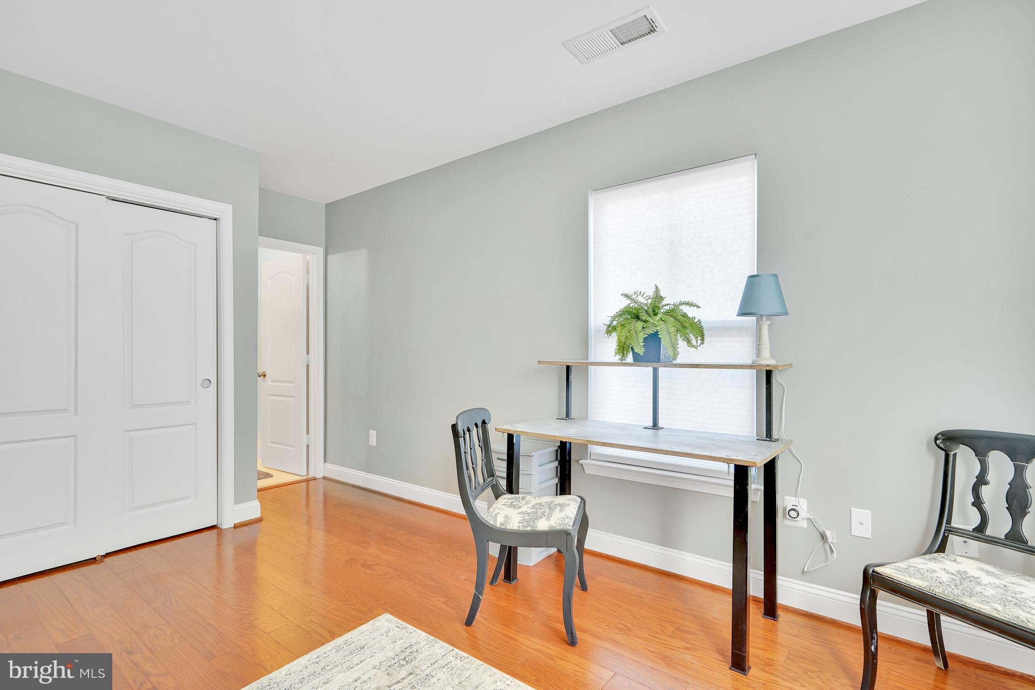 TRIANGLE HIGHLANDS CONDO - Residential