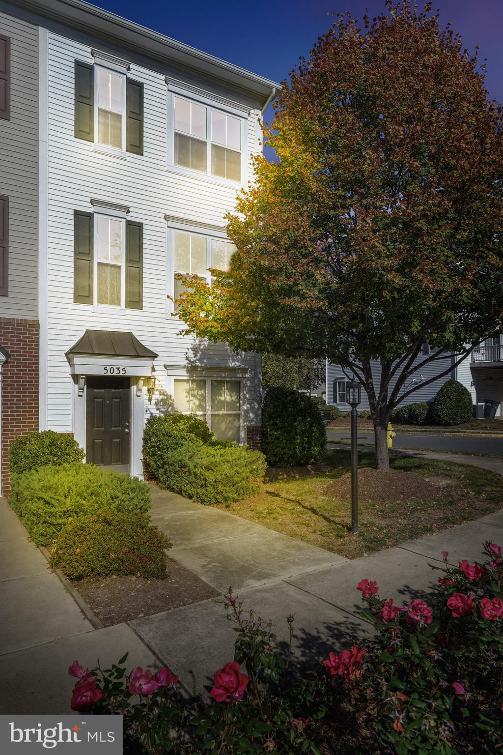 TRIANGLE HIGHLANDS CONDO - Residential