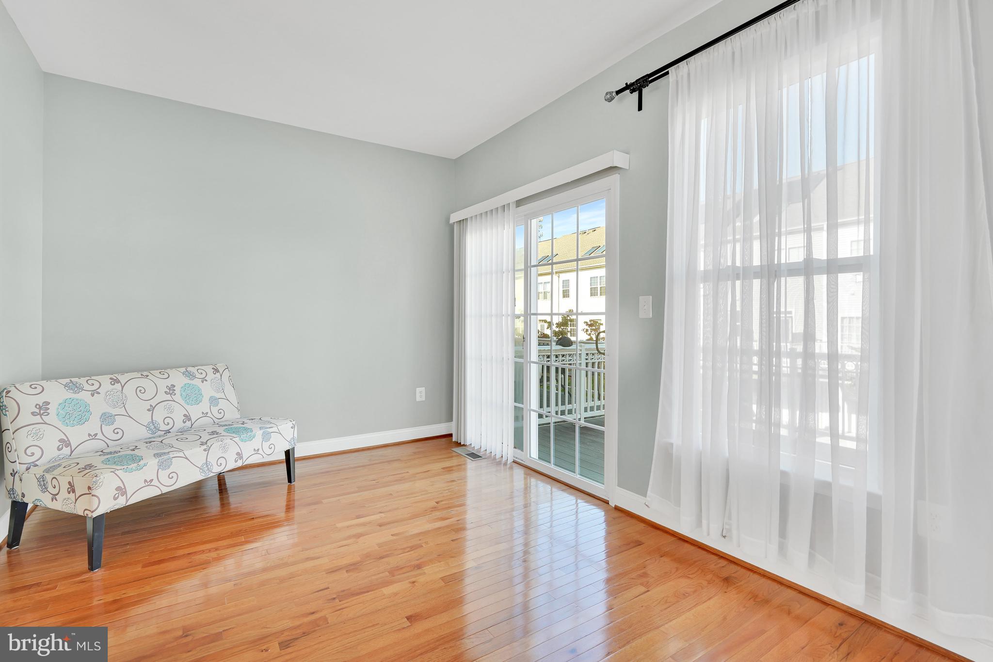 TRIANGLE HIGHLANDS CONDO - Residential