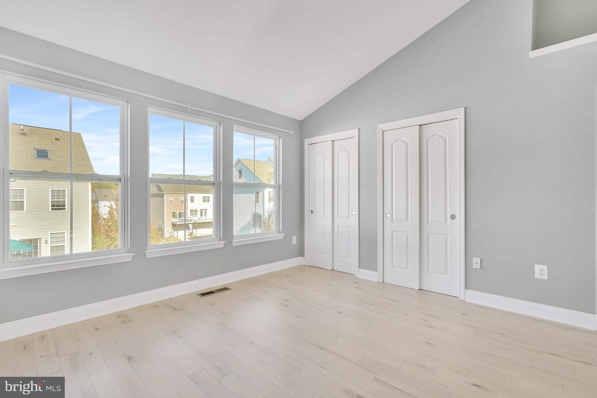 TRIANGLE HIGHLANDS CONDO - Residential