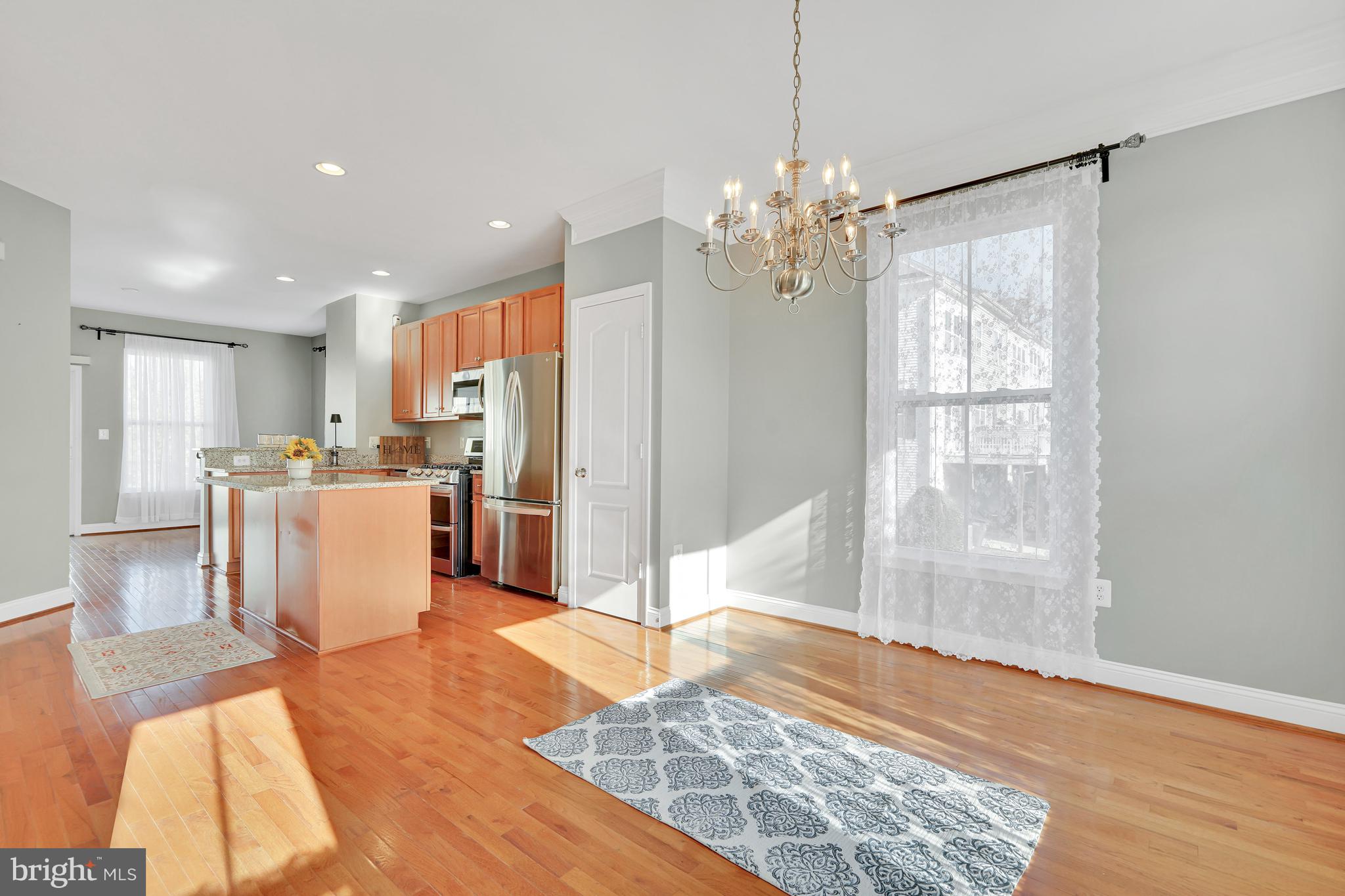 TRIANGLE HIGHLANDS CONDO - Residential