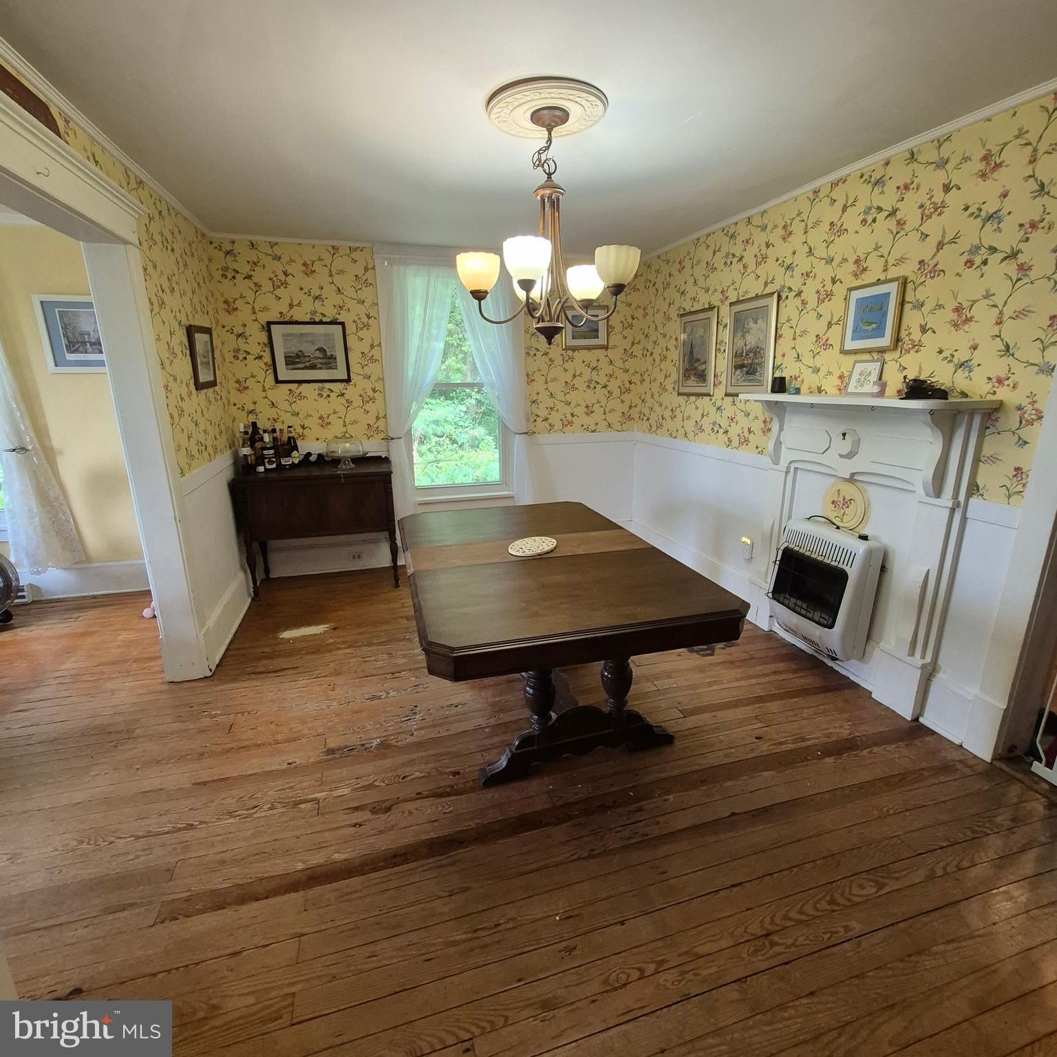 489 FAIRPORT ROAD