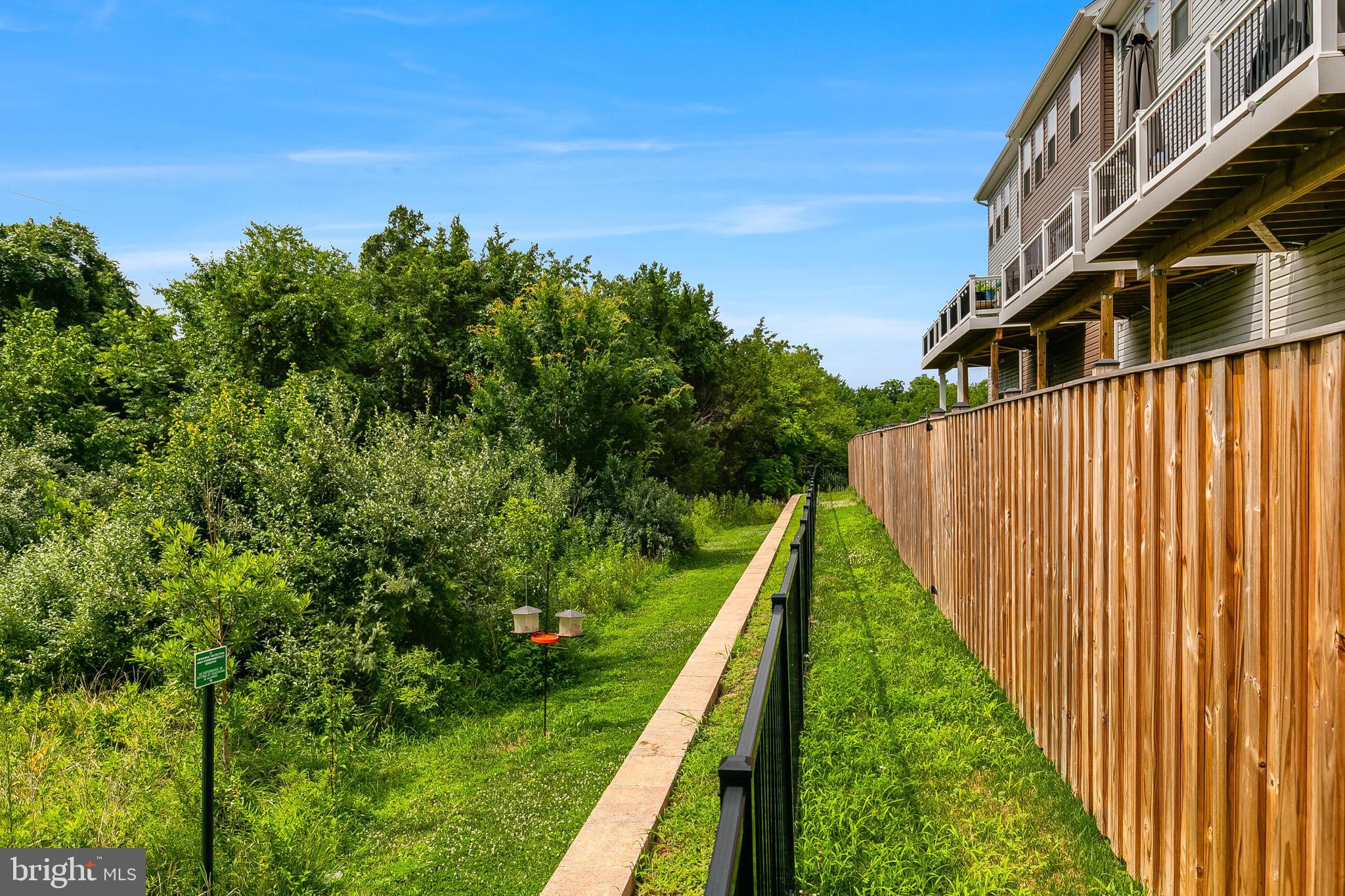 TOWNS AT CARTERS GROVE - Residential