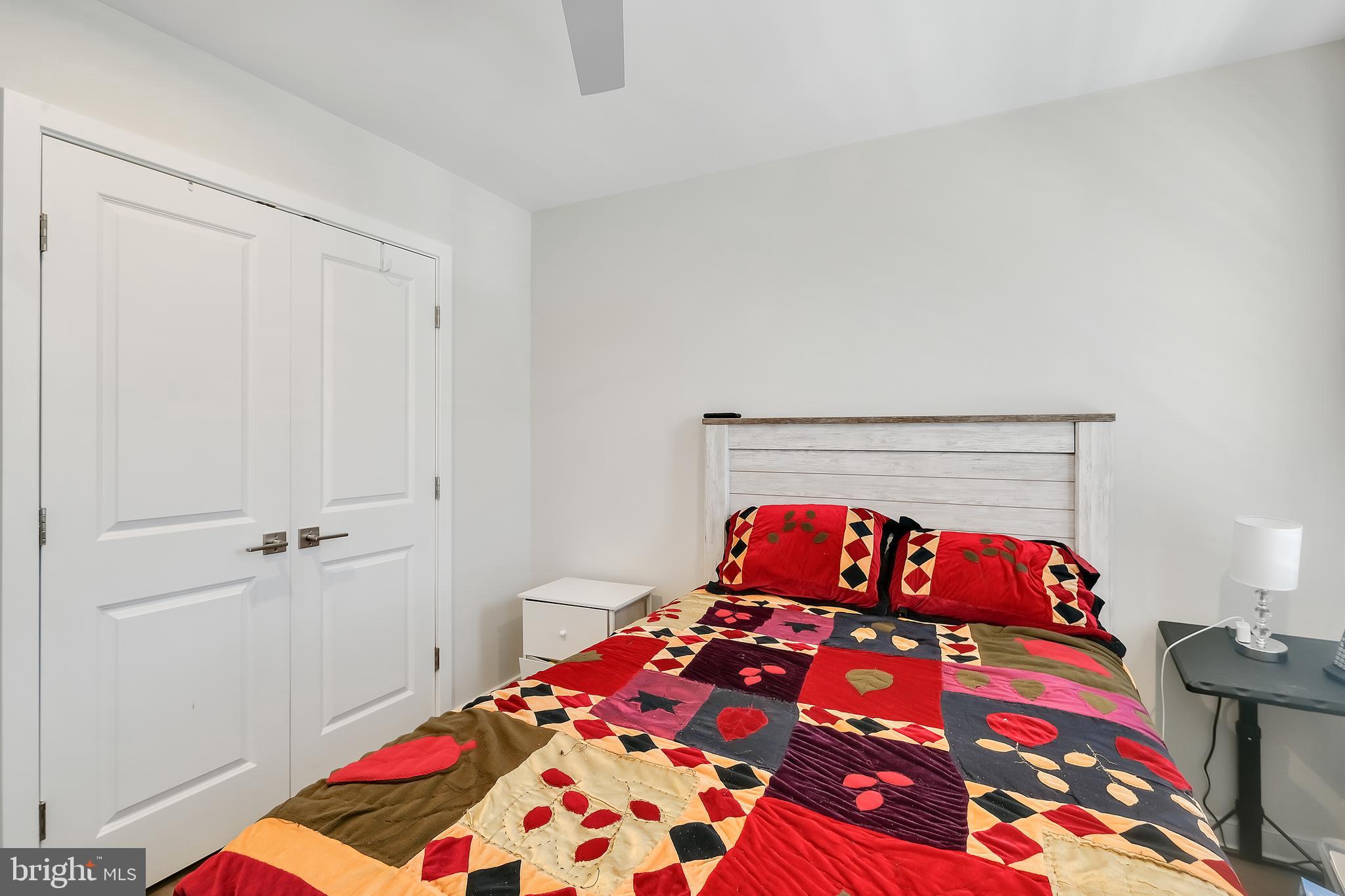 TOWNS AT CARTERS GROVE - Residential