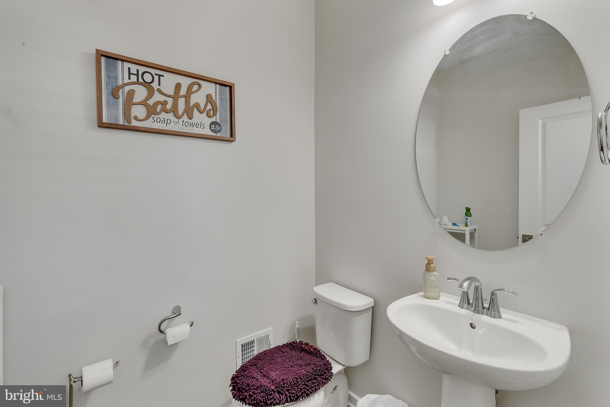 TOWNS AT CARTERS GROVE - Residential