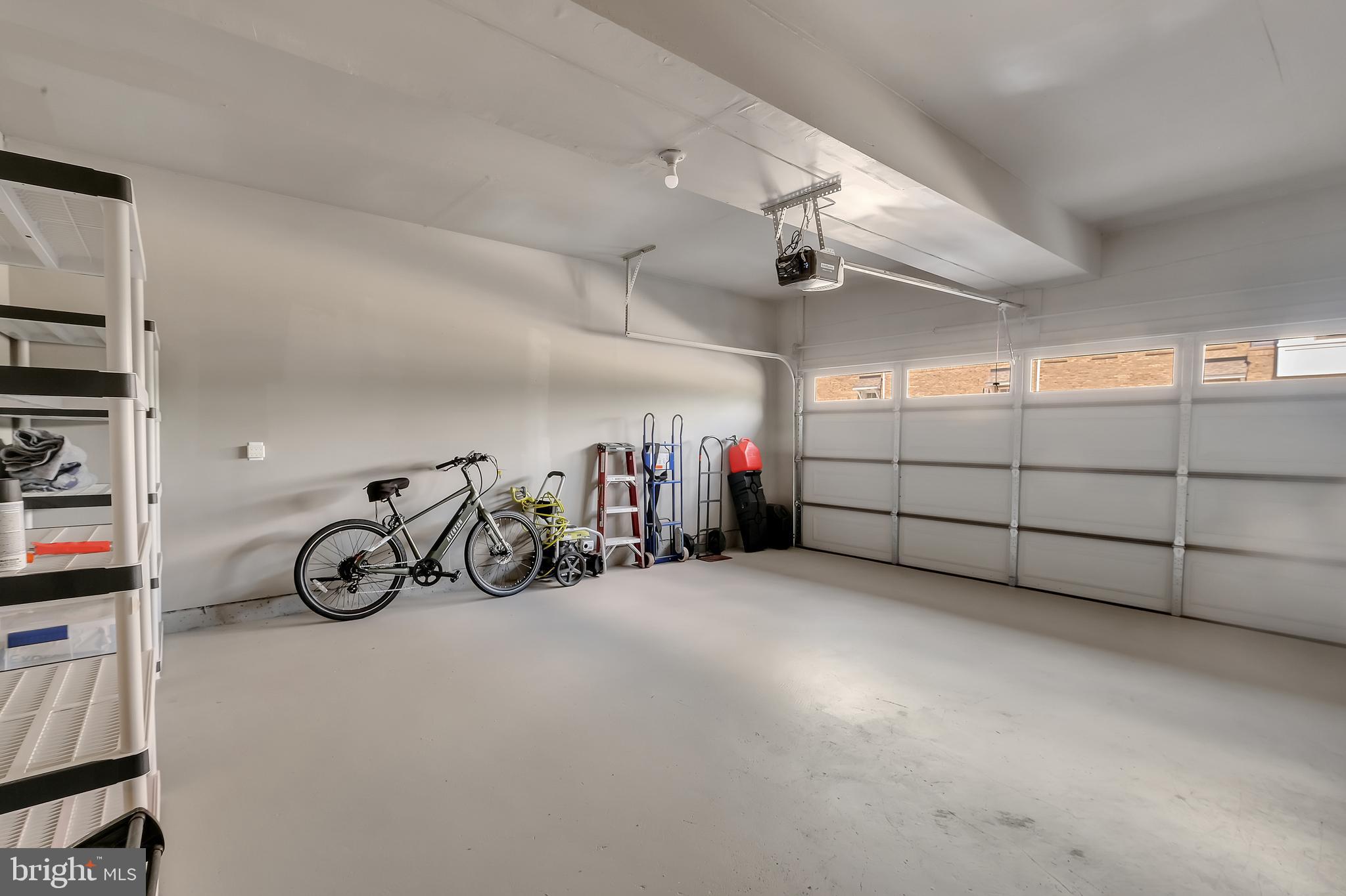 TOWNS AT CARTERS GROVE - Residential