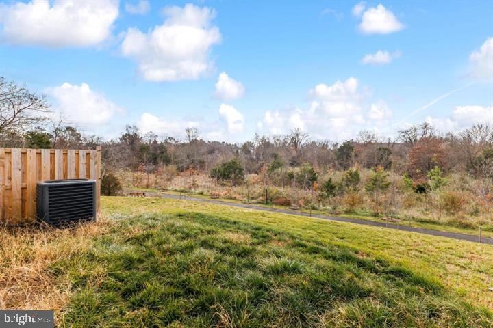 TOWNS AT CARTERS GROVE - Residential