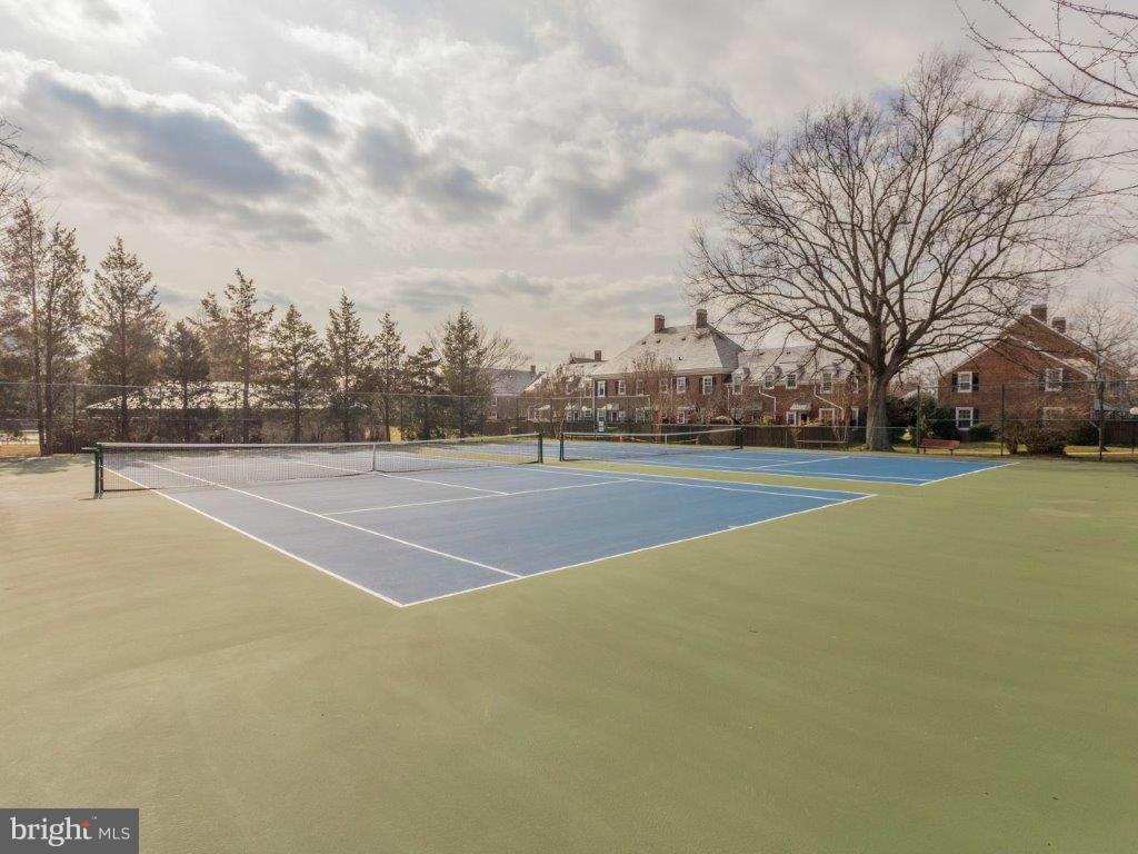 FAIRLINGTON - Residential