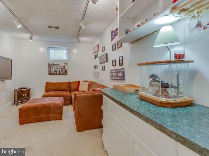 FAIRLINGTON - Residential