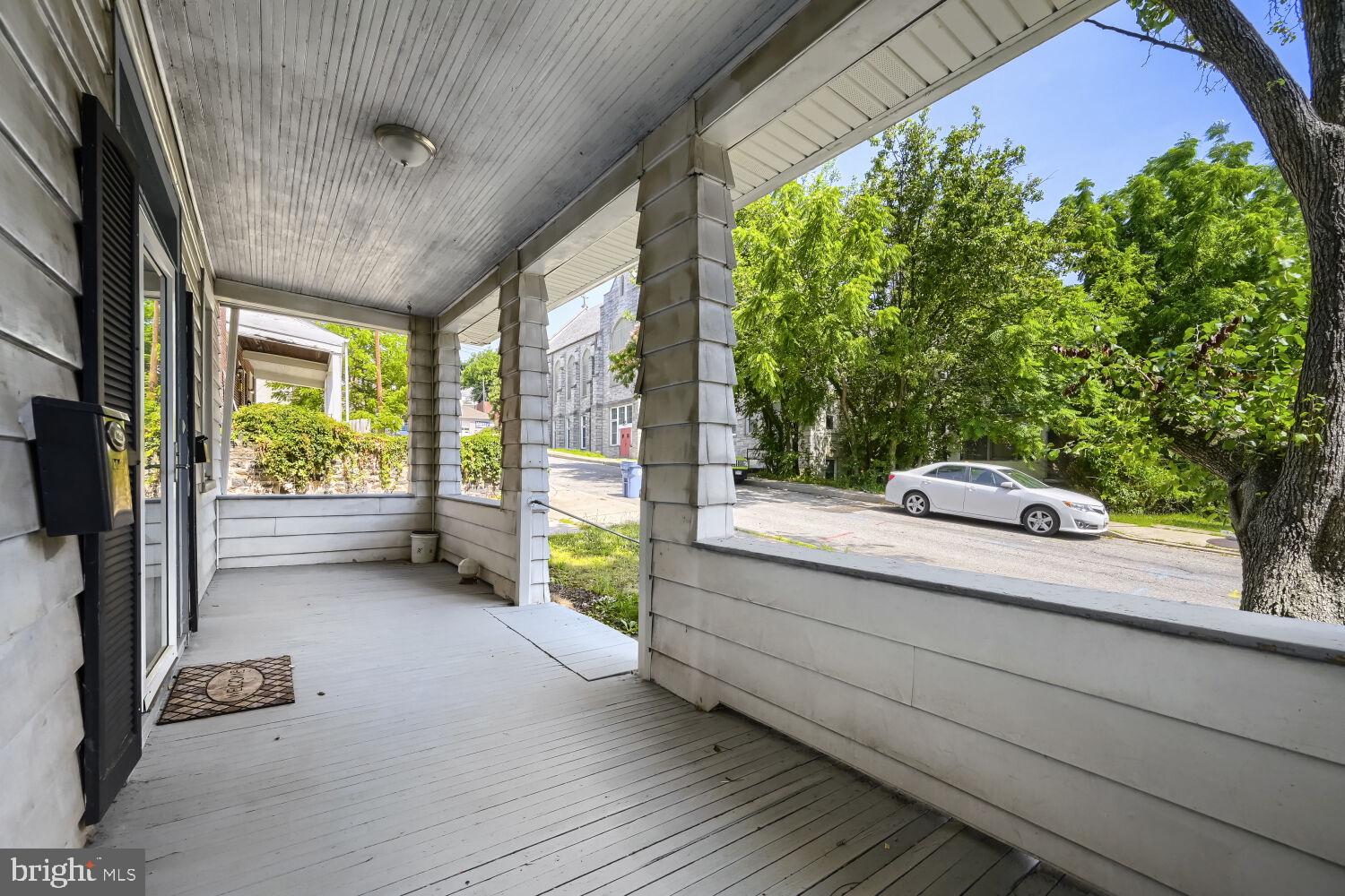 3005 BATAVIA AVENUE