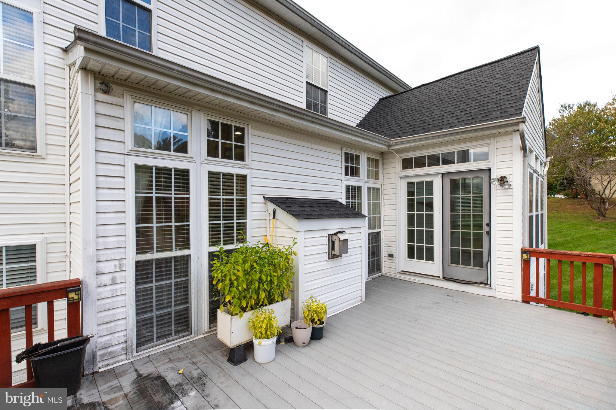 DAWSON LANDING - Residential Lease